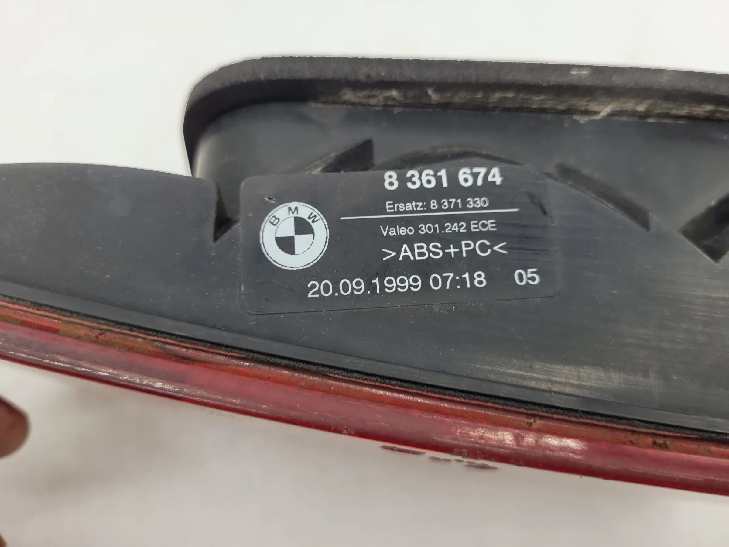 BMW 5er E39 Rücklicht/Rückleuchte Rechts 63.21-8371330 Original