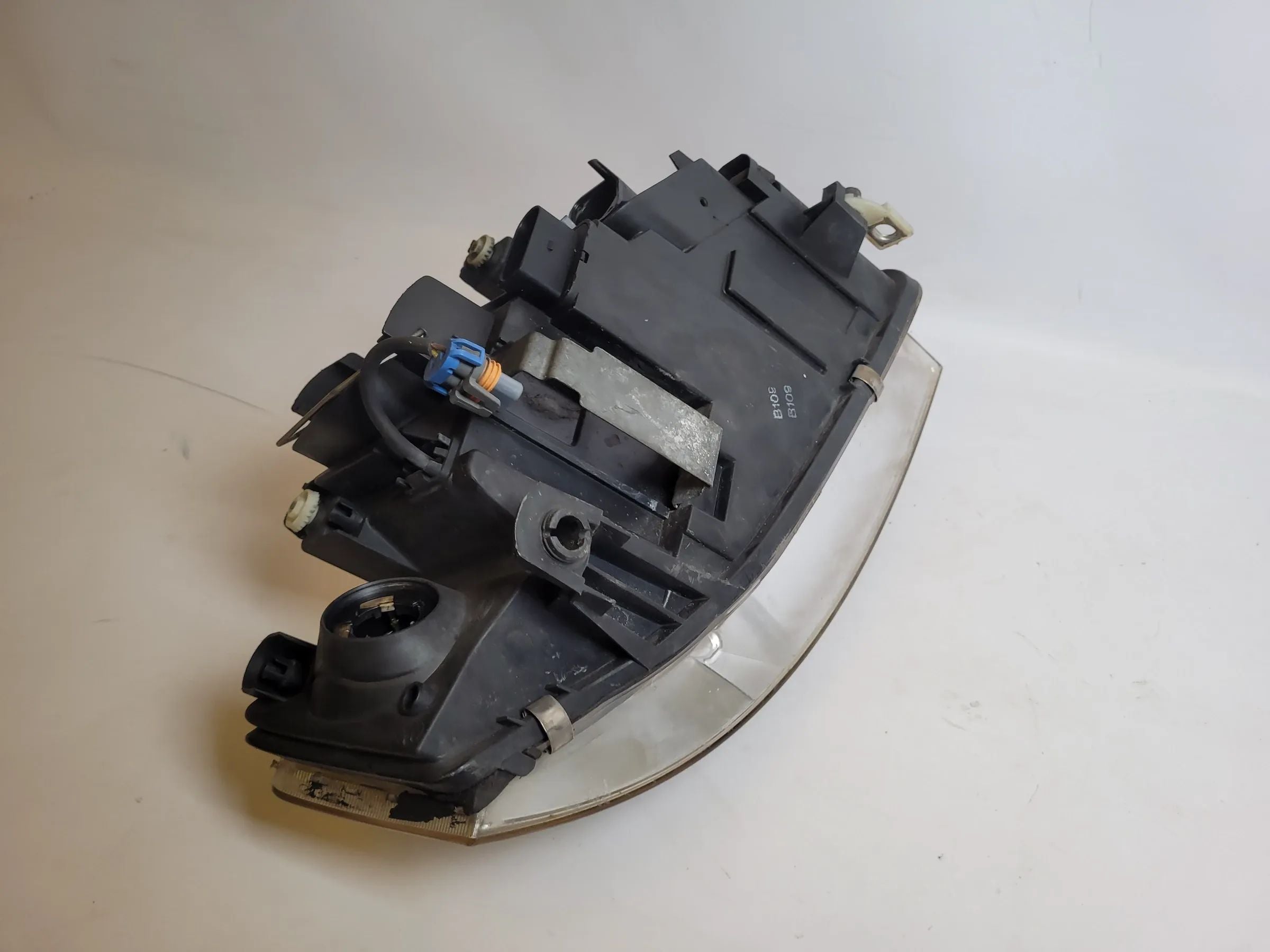 Audi A6 (4B) Scheinwerfer/Frontleuchte Xenon Links 15591300 Original