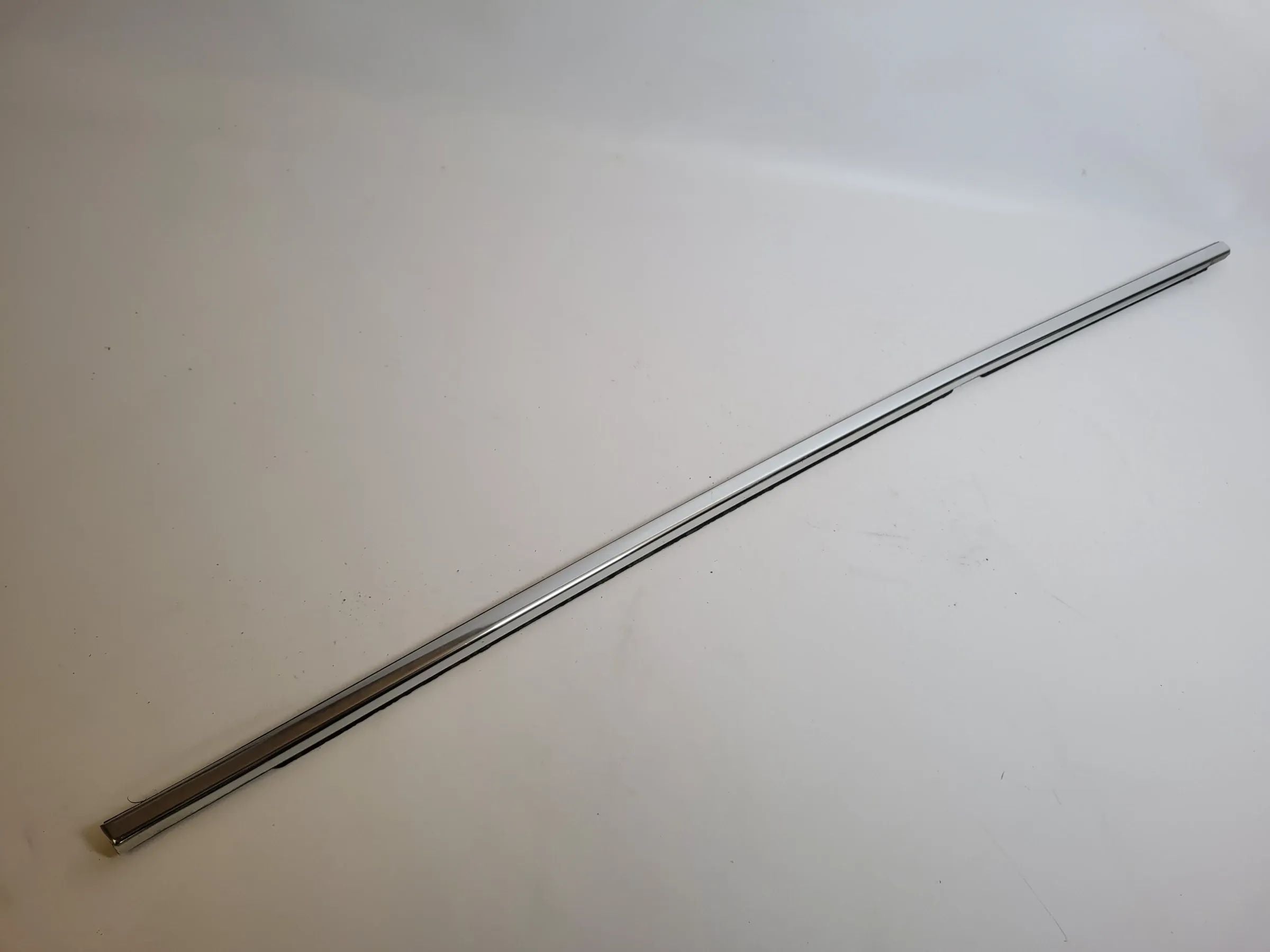 BMW 5er Touring E39 Chrom Leiste Dichtung Hinten Rechts Außen Original