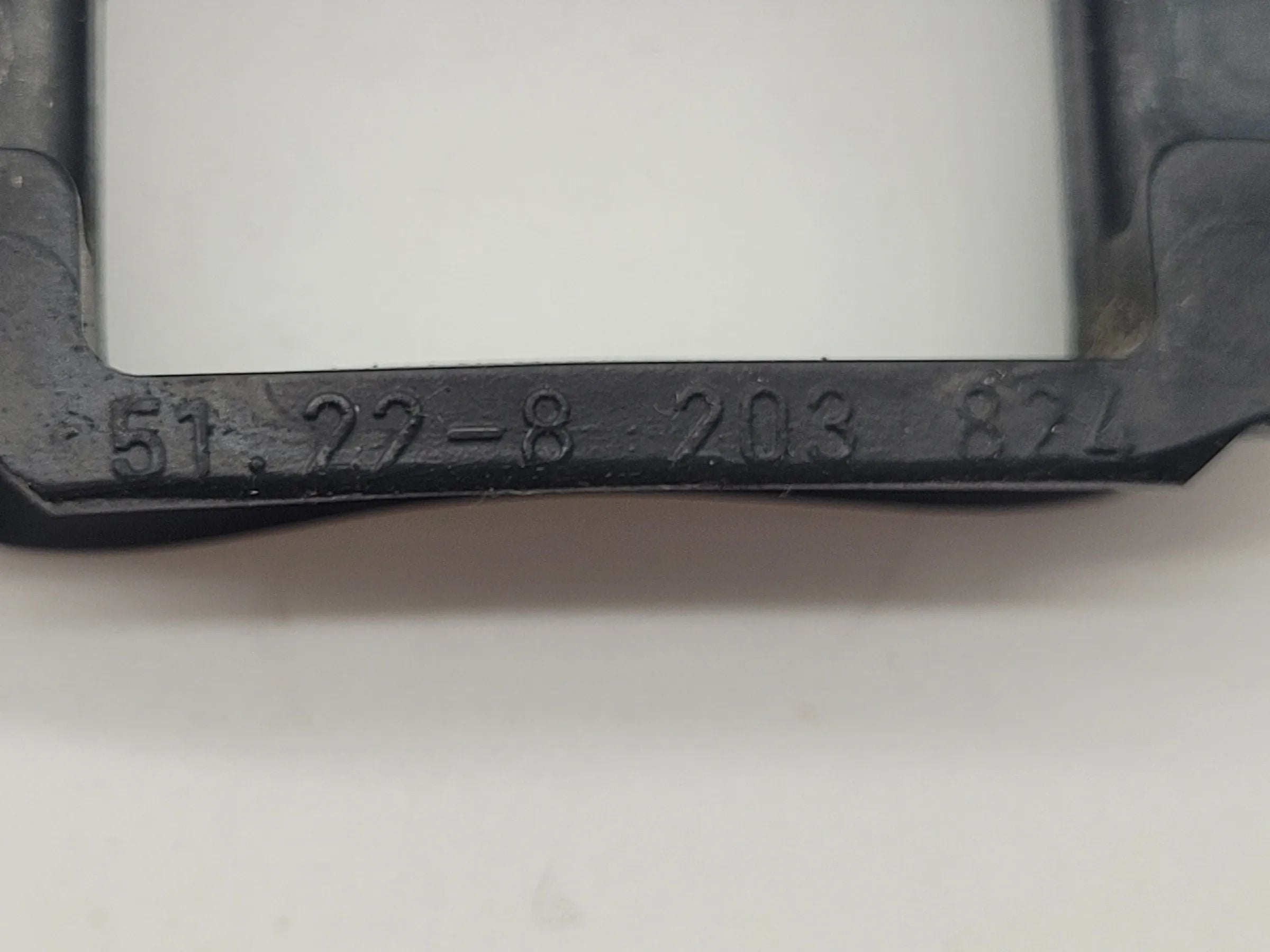 BMW 5er Touring E39 Dichtung Türfangband Turbremse L/R 51.22-8203824 (Original)