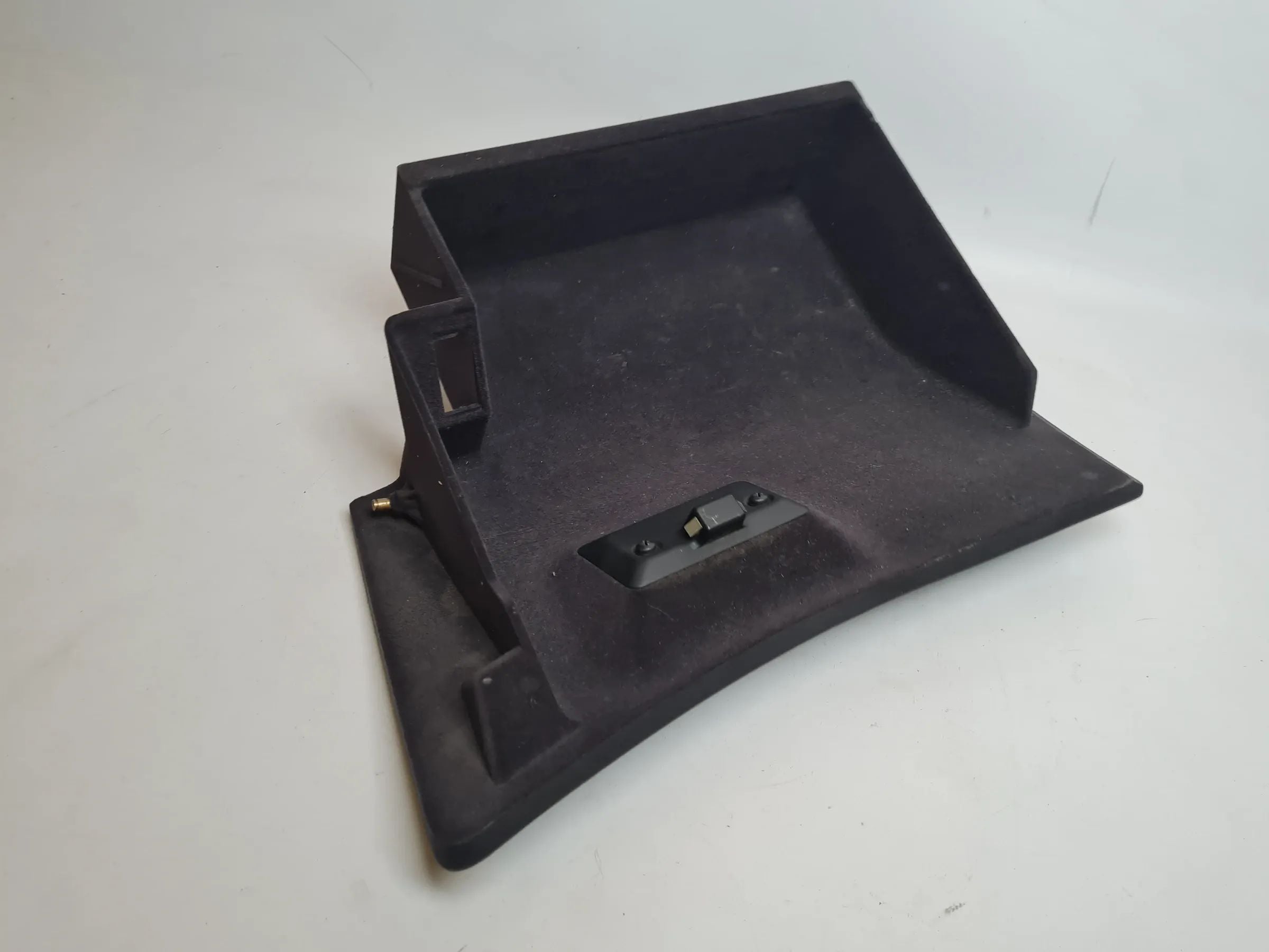 BMW 5er Touring E39 Handschuhfach Ablagefach 51.16-8167693 Original