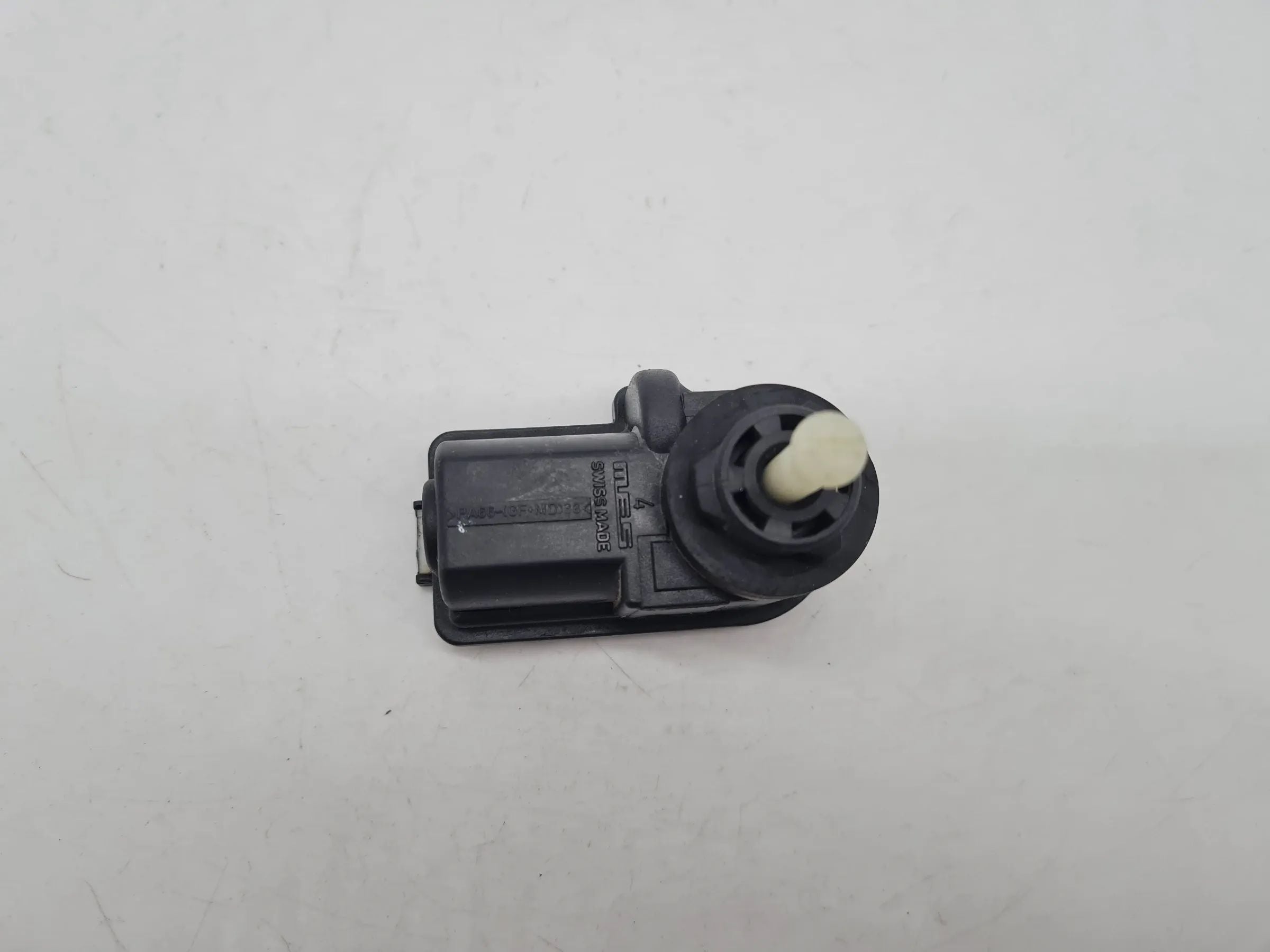 Original Ford Focus DAW/DBW/DFW/DNW Stellmotor LWR XS4X-13K198-AB
