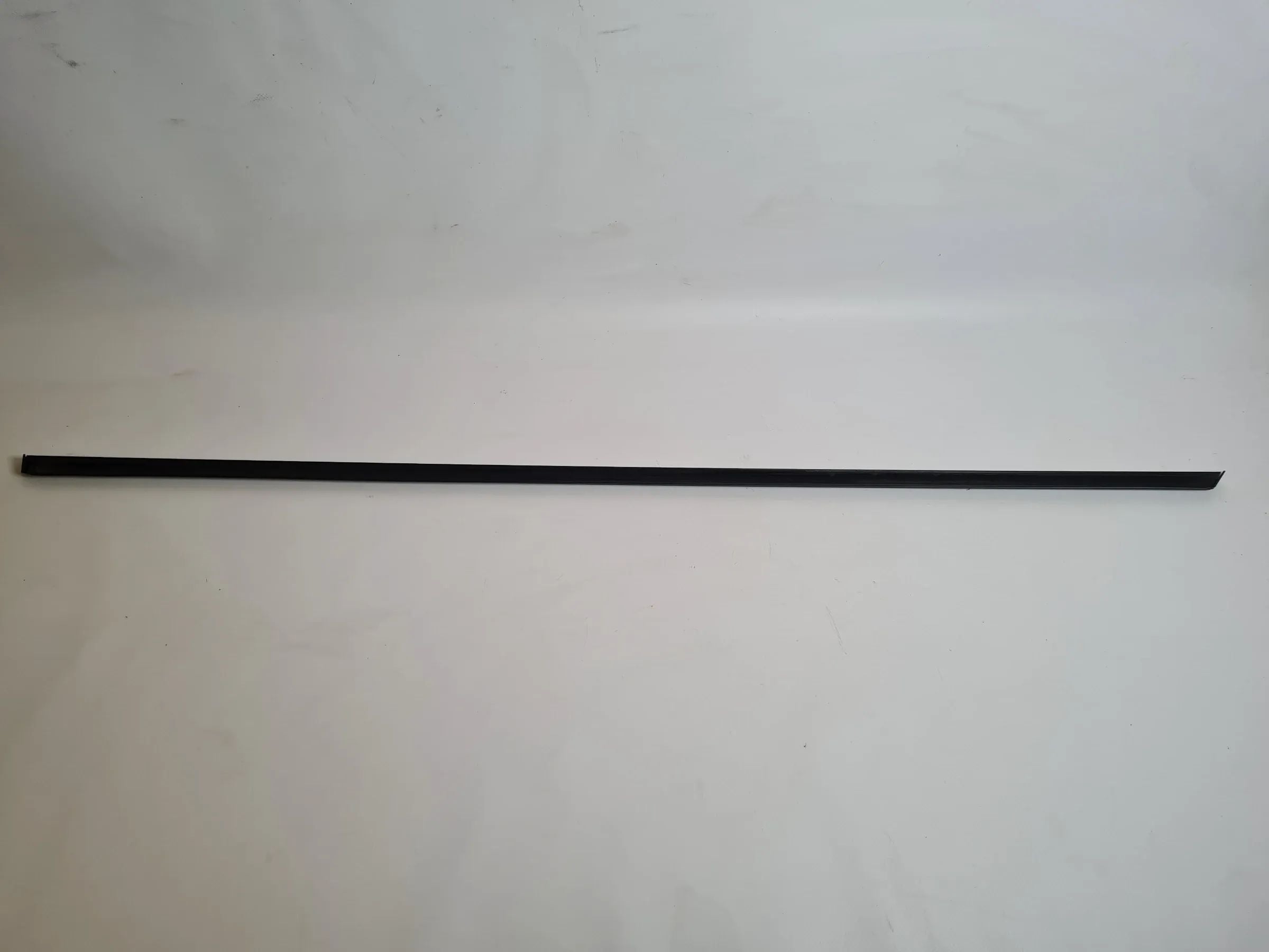 Mini One (R50/R53) Türleiste Zierleiste Rechts (an 7039866) (Original)
