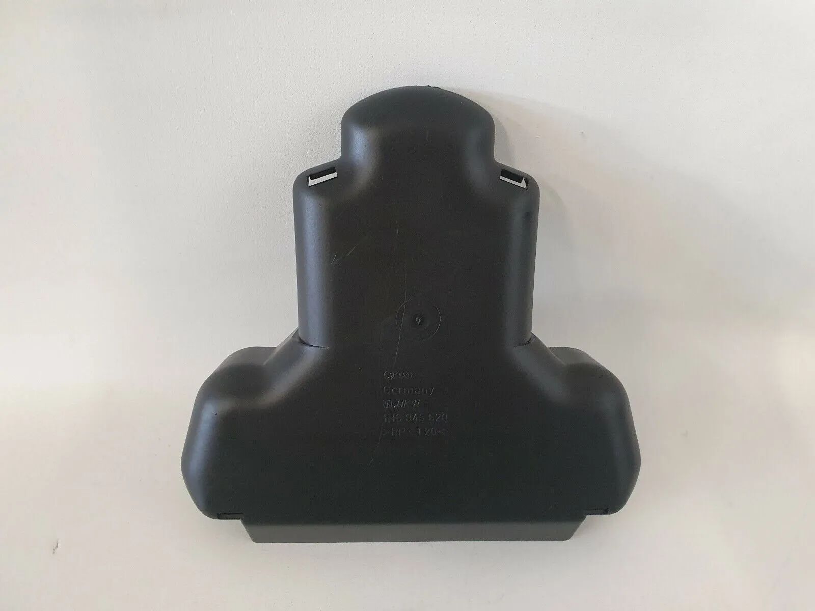 ⭐ 1H6945520 - VW Golf 3 4 Cabrio cover lamp holder rear light left or right 
