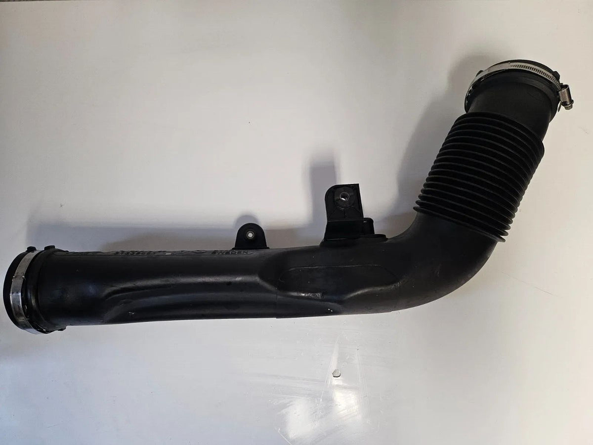 Volvo-v40-2015-diesel-140kw-schlauch-leitung-ladeluftkuhler-31338661-svj11014
