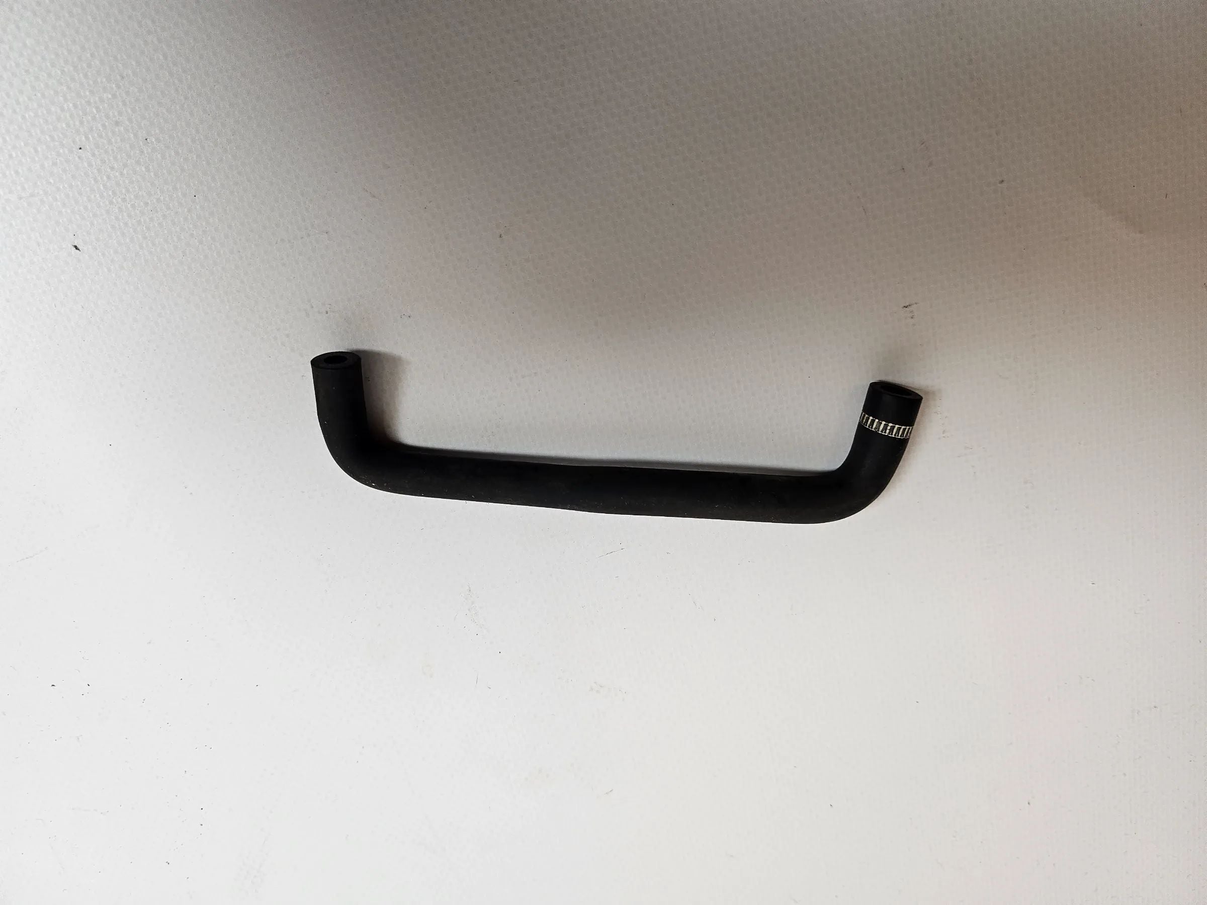 Oryginalny Ford Fiesta 4 KA RBT 1,3i Wąż XS51-12224-AA