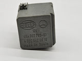 Mercedes W203 W204 W212 W639 W906 4-Pin Relais  Grau Hella 12V A0025422619