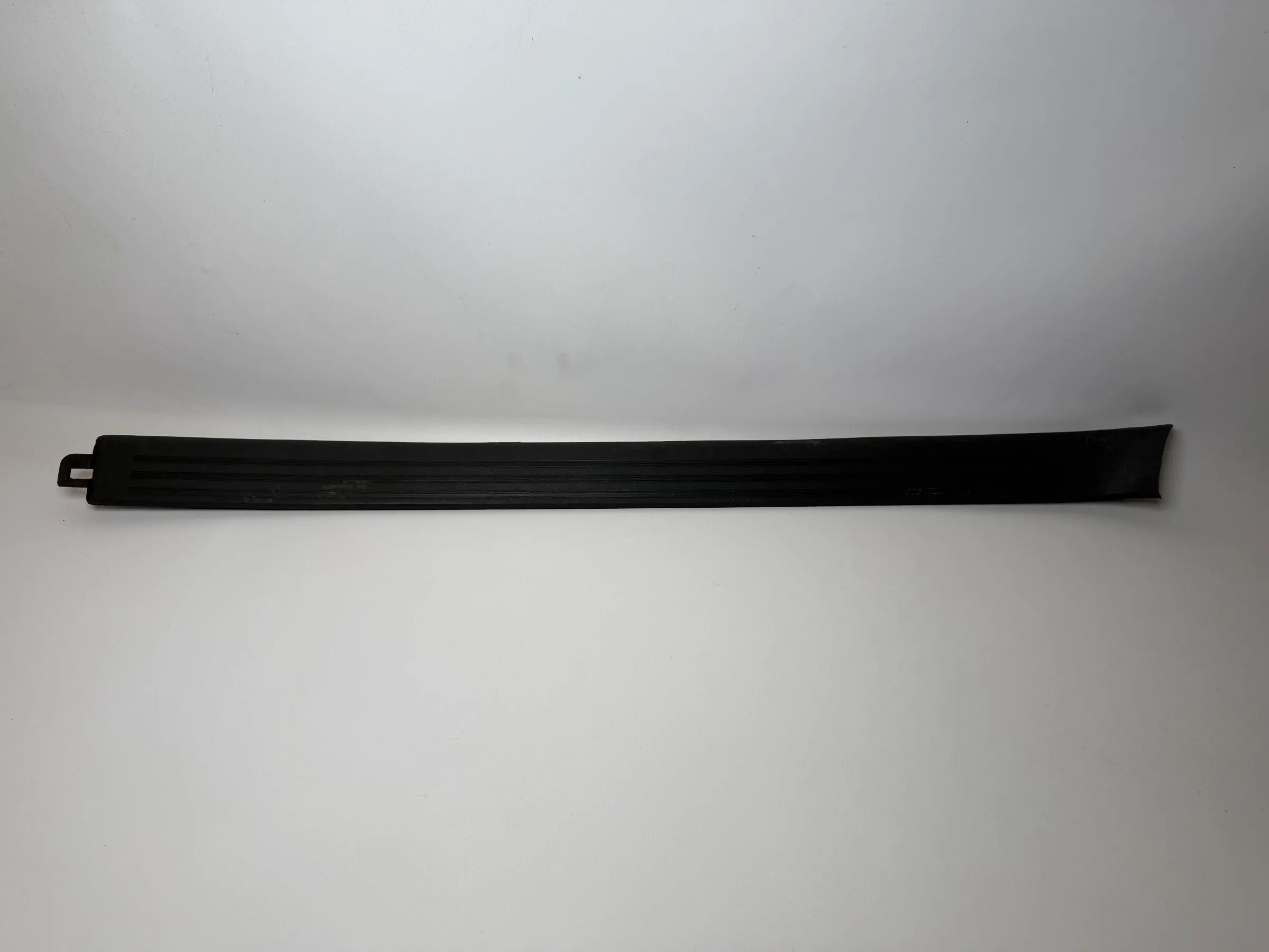 Originele Audi A3 S3 8L 2-deurs Instaplijst Voetlijst Links 8L3853905