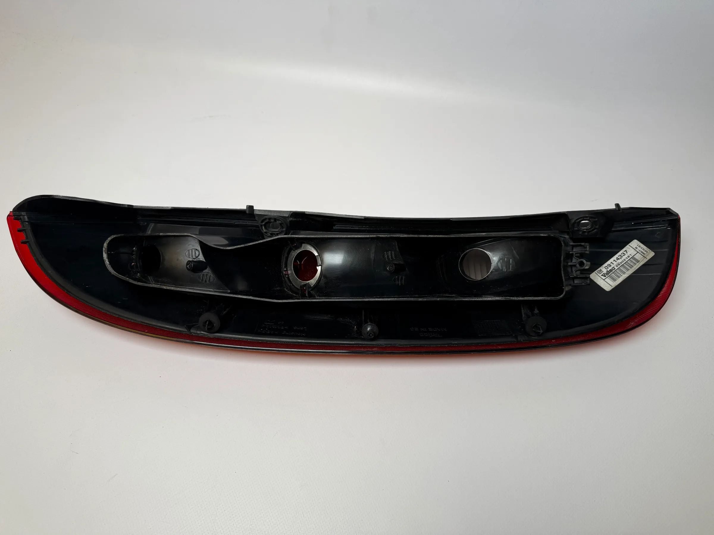 Oryginalne Opel Corsa C X01 tylne światło prawa strona Valeo 09114337 89302181