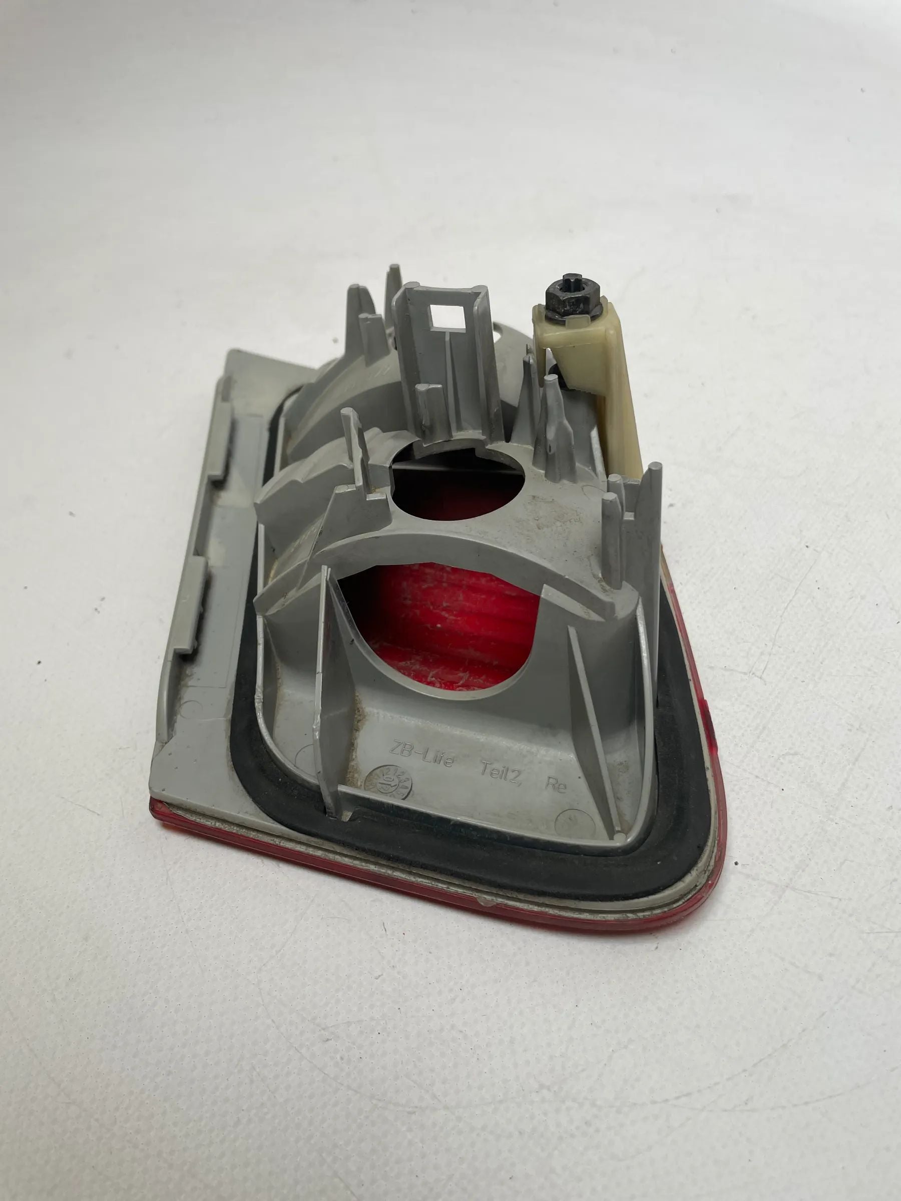 Original BMW 3er (E46) Rück- & Bremsleuchte Rechts 6907946