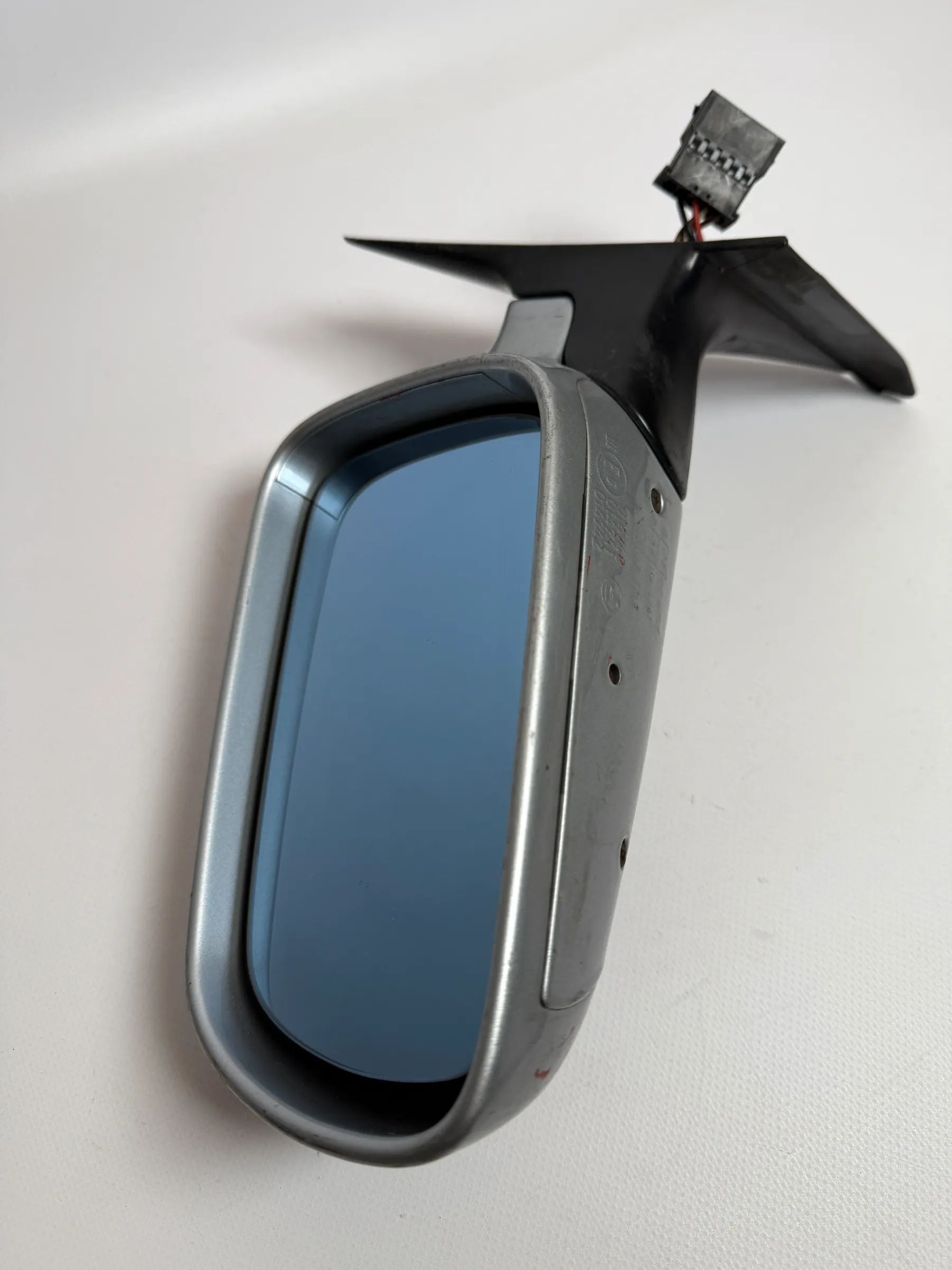 Specchietto Retrovisore Esterno Originale Audi A4 (8D2) Elettrico Sinistro Argento RSO225401