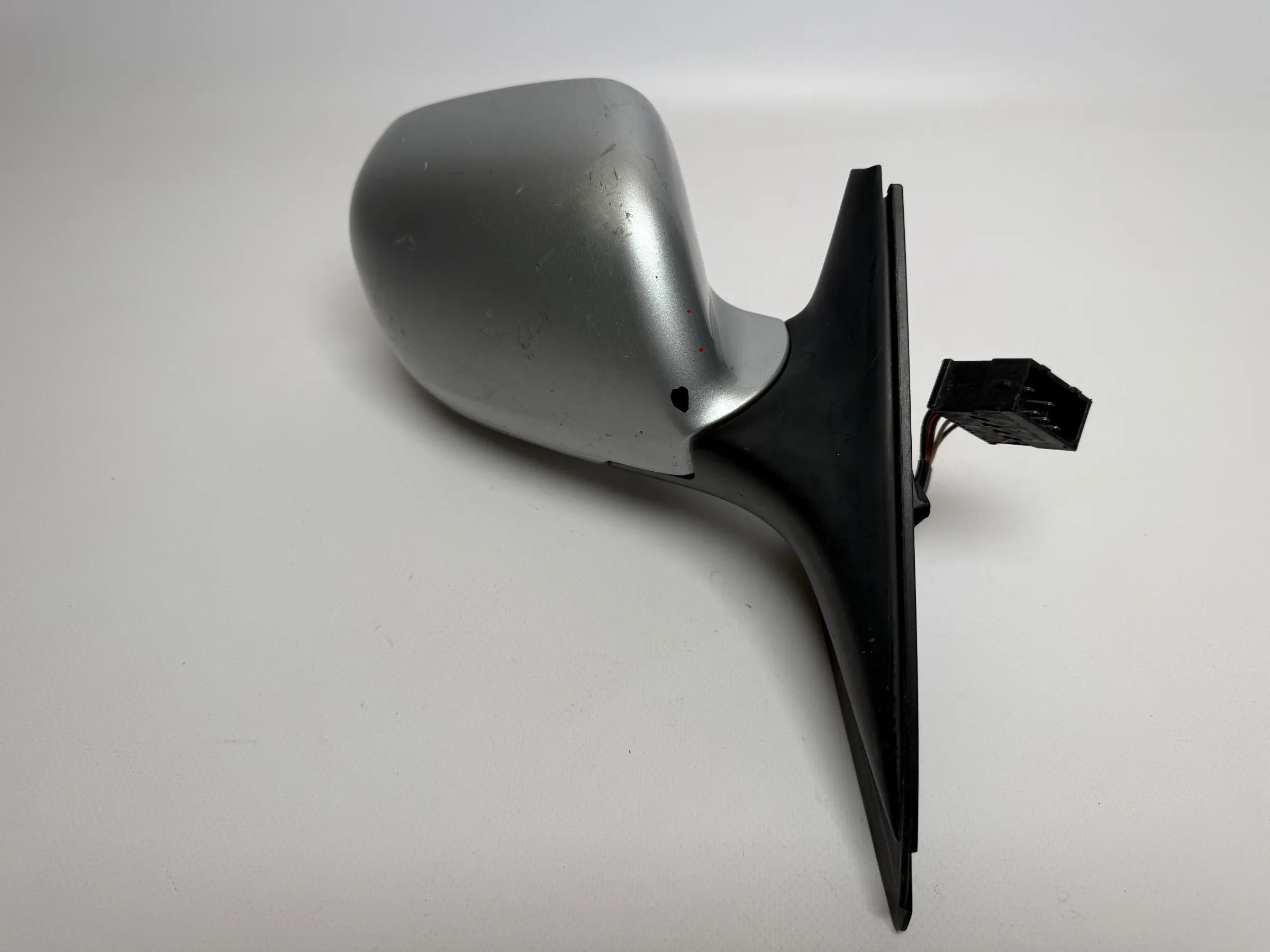 Specchietto retrovisore esterno originale Audi A6 (4B2/4B4) elettrico destro argento 012319