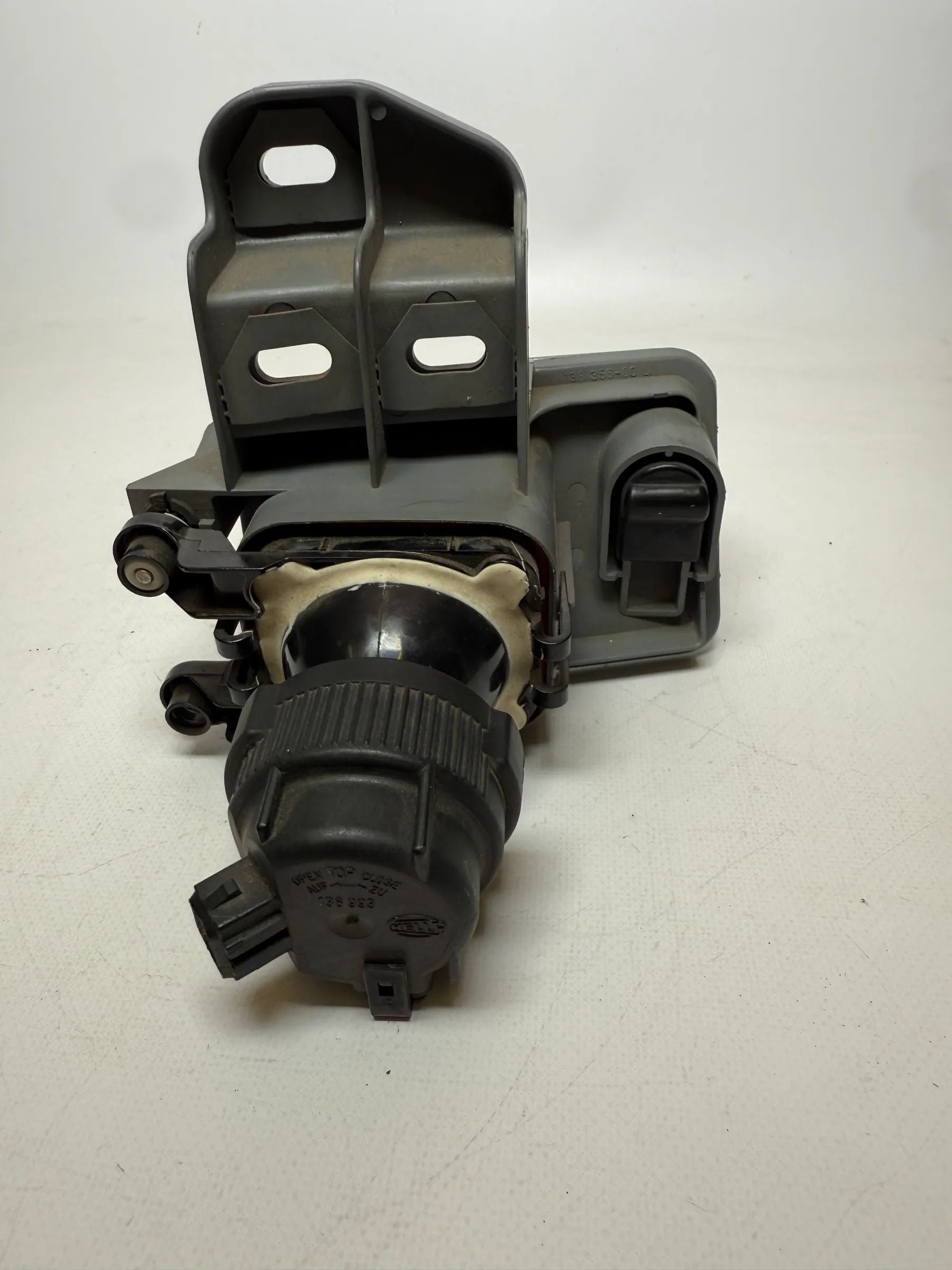 Original VW Polo (MK2) Nebelscheinwerfer Links Vorne 867941702