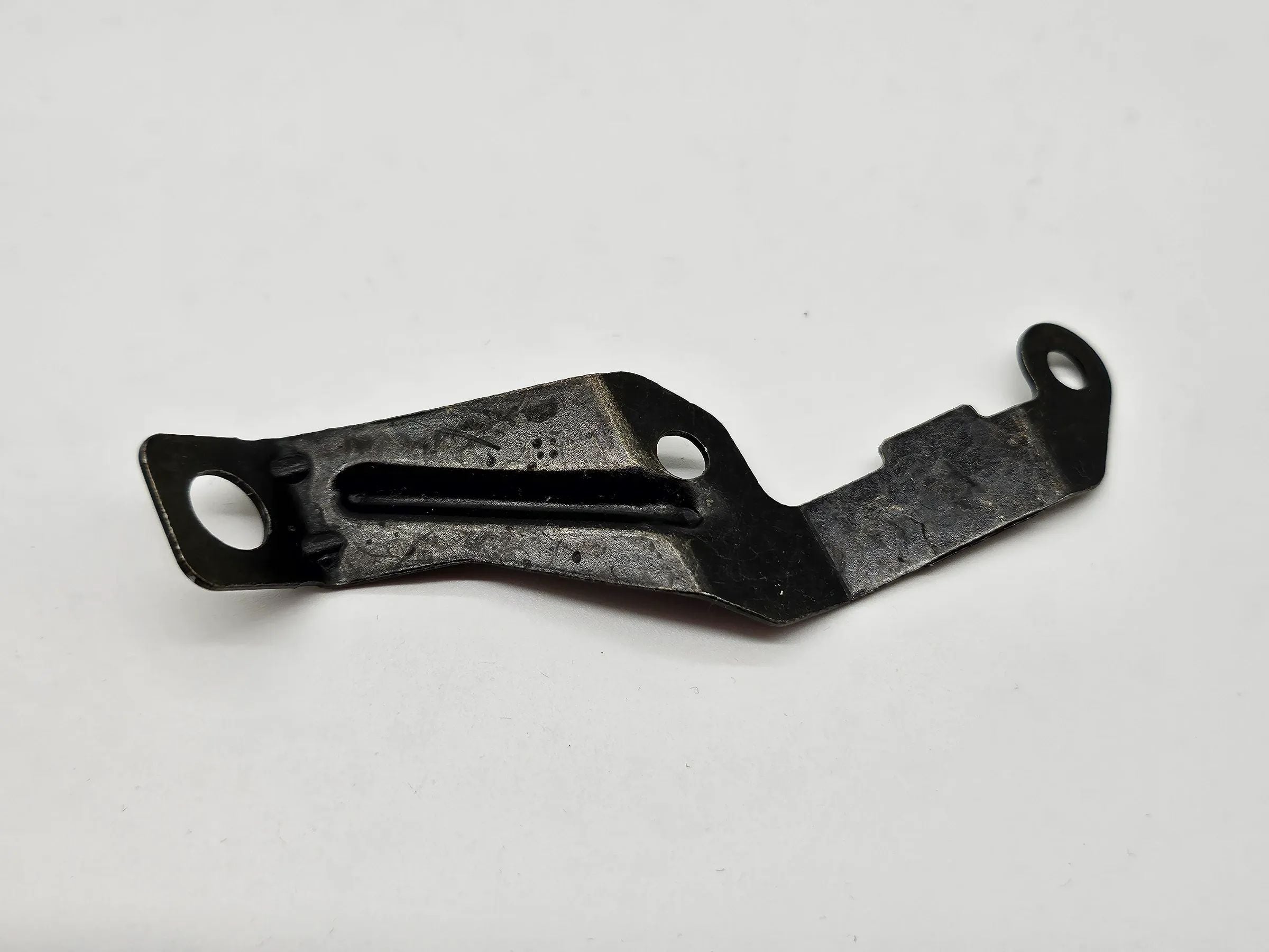 Mercedes-Benz C 180 Molla/Gancio Copertura Consolle Centrale Sinistra A2036830214