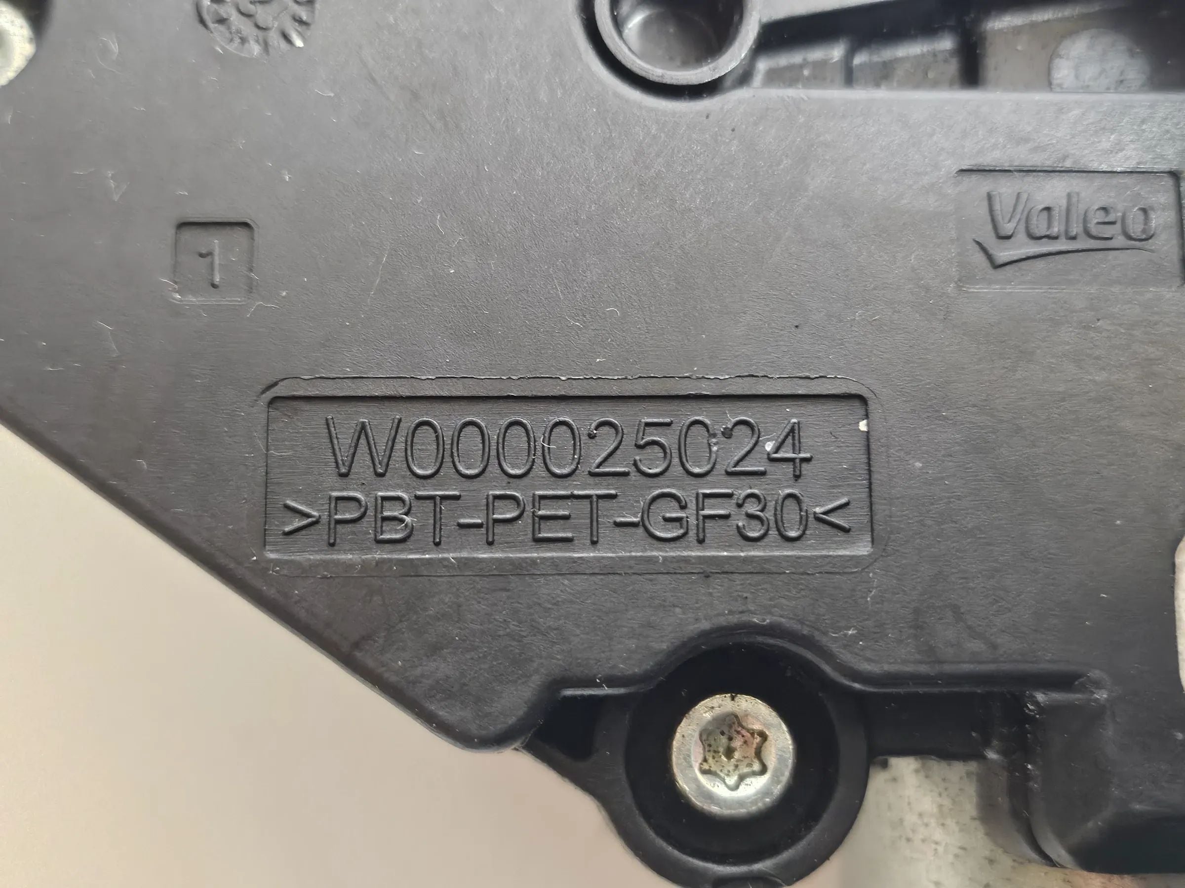 Mercedes A-Klasse W176 Wischermotor Heckscheibenwischer  hinten  A1769061600