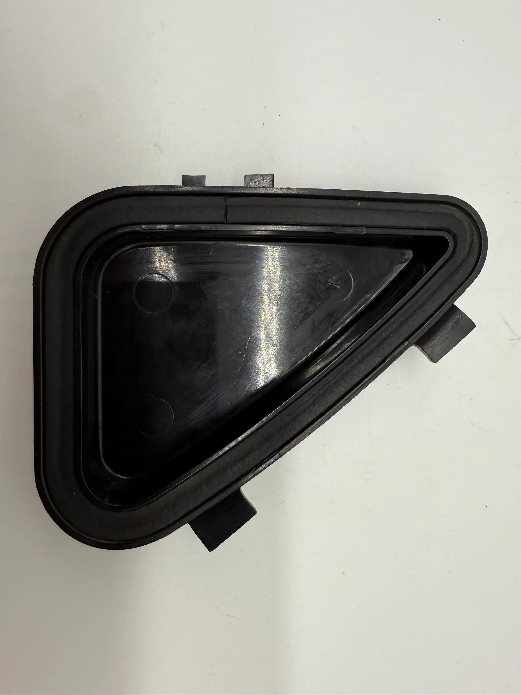 Oryginalna zaślepka reflektora lewa Seat Ibiza III (6L) 304451115