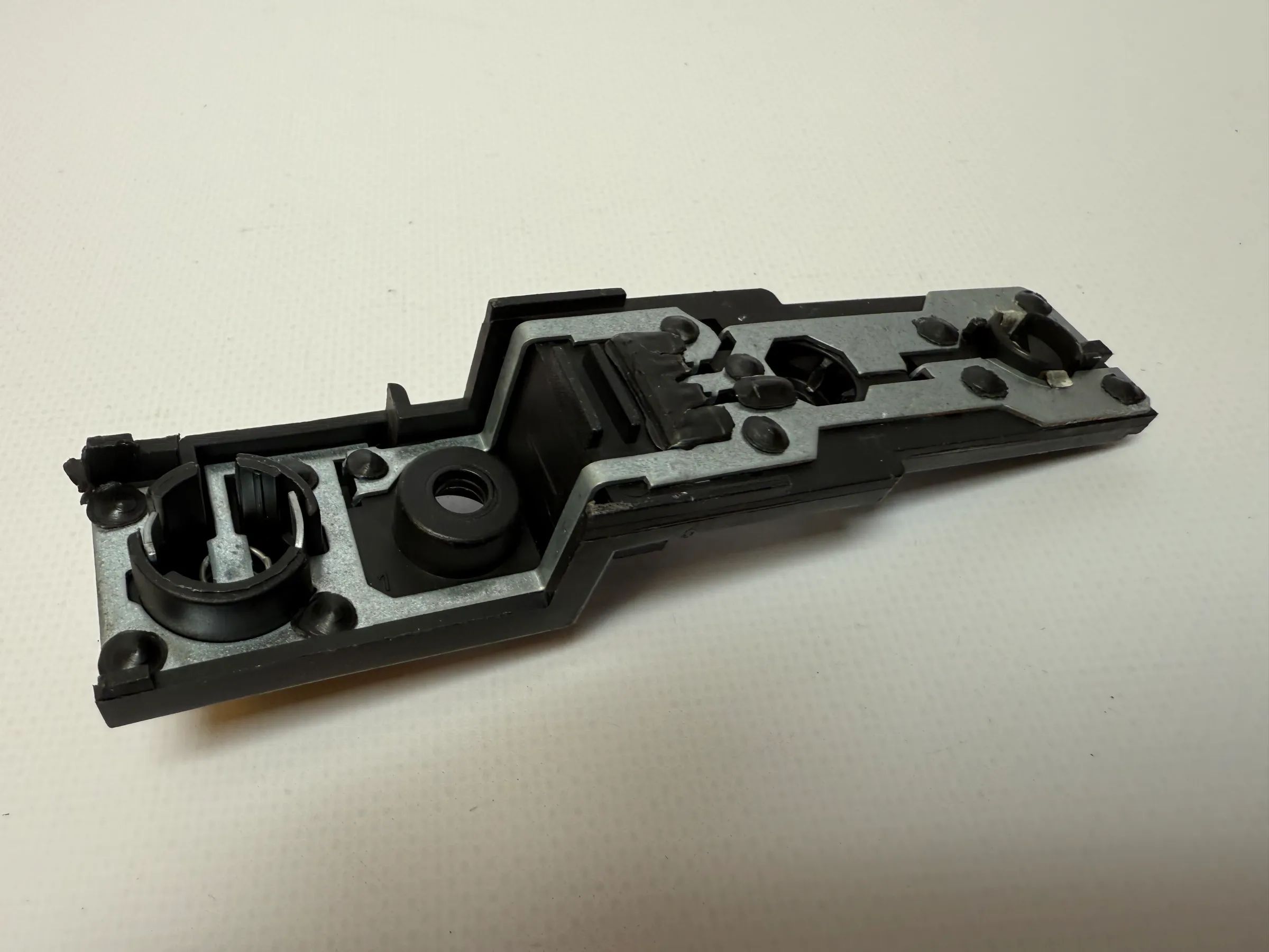 Original Seat Ibiza 3 III Lampenträger Heckleuchte Links Yorka 6L6945231 / 5206