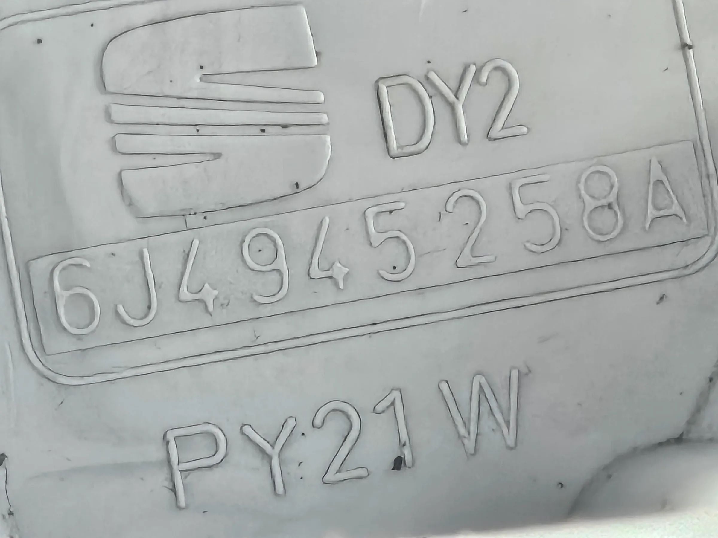 Original Seat Ibiza IV (6J,6P) Lampenträger Rückleuchte rechts 6J4945258A