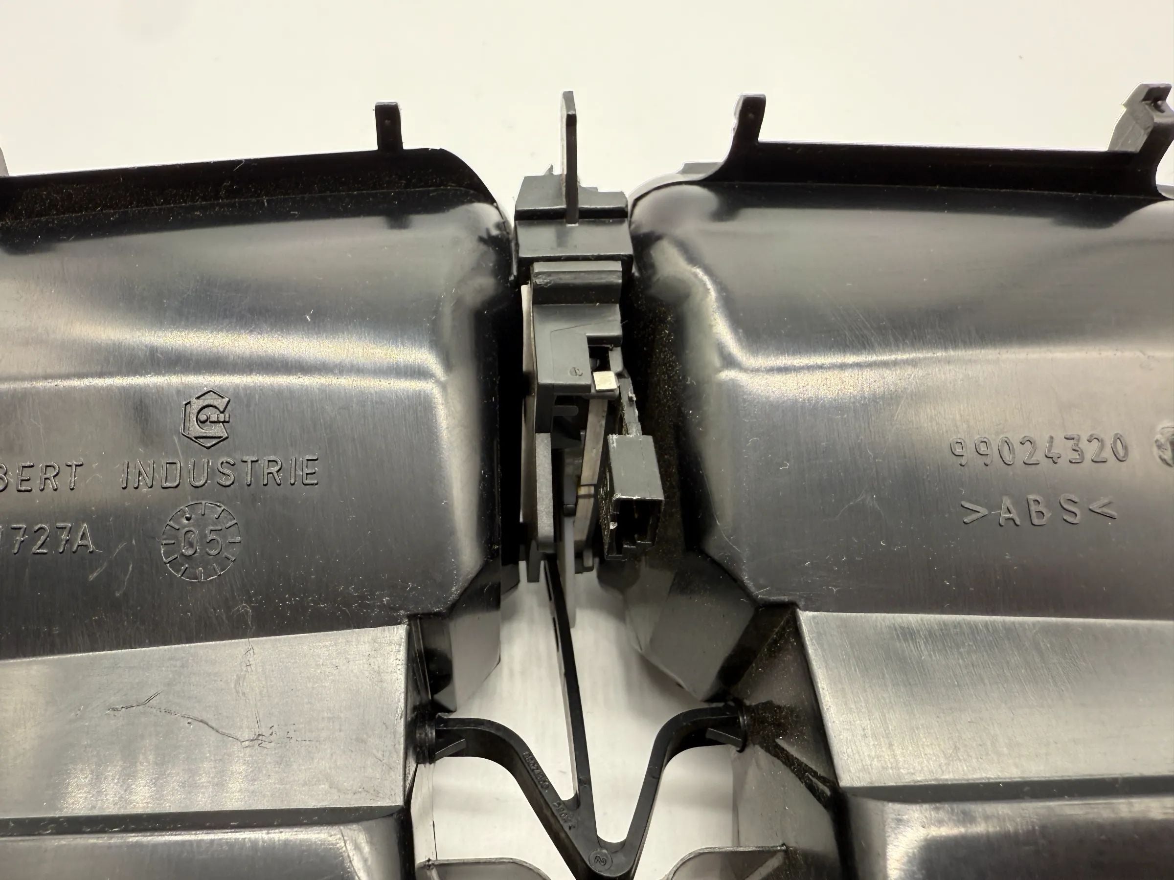 Original Citroen C5 (RE/DC/DE/DC) Luftdüse Luftgitter Mitte Vorne 963261727A