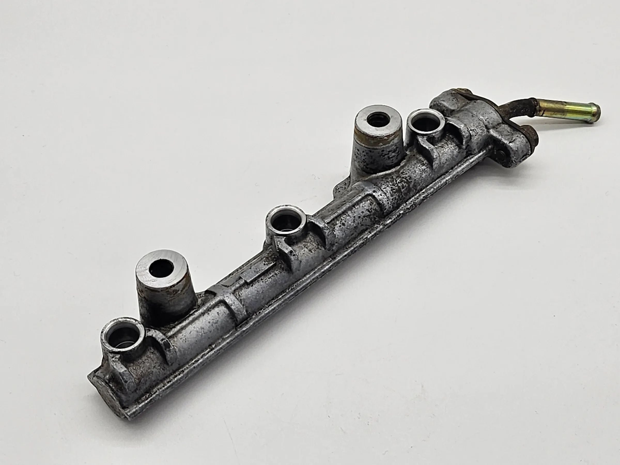 Original Mercedes Kraftstoffverteiler Einspritzleiste Hochdruckverteiler  LL10