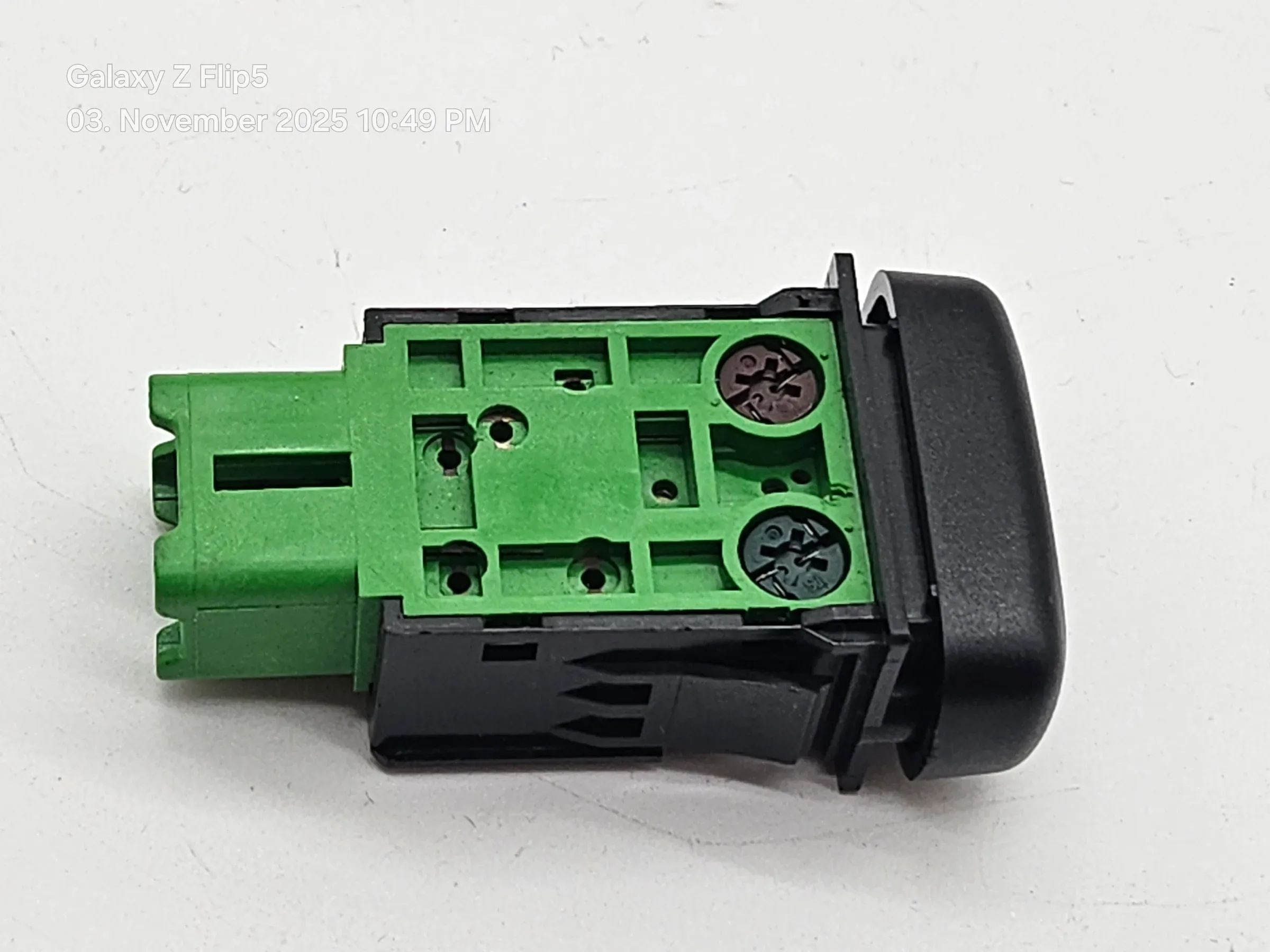 Original Suzuki Grant Vitara FT HT Schalter Heckscheibe 37860-64G00