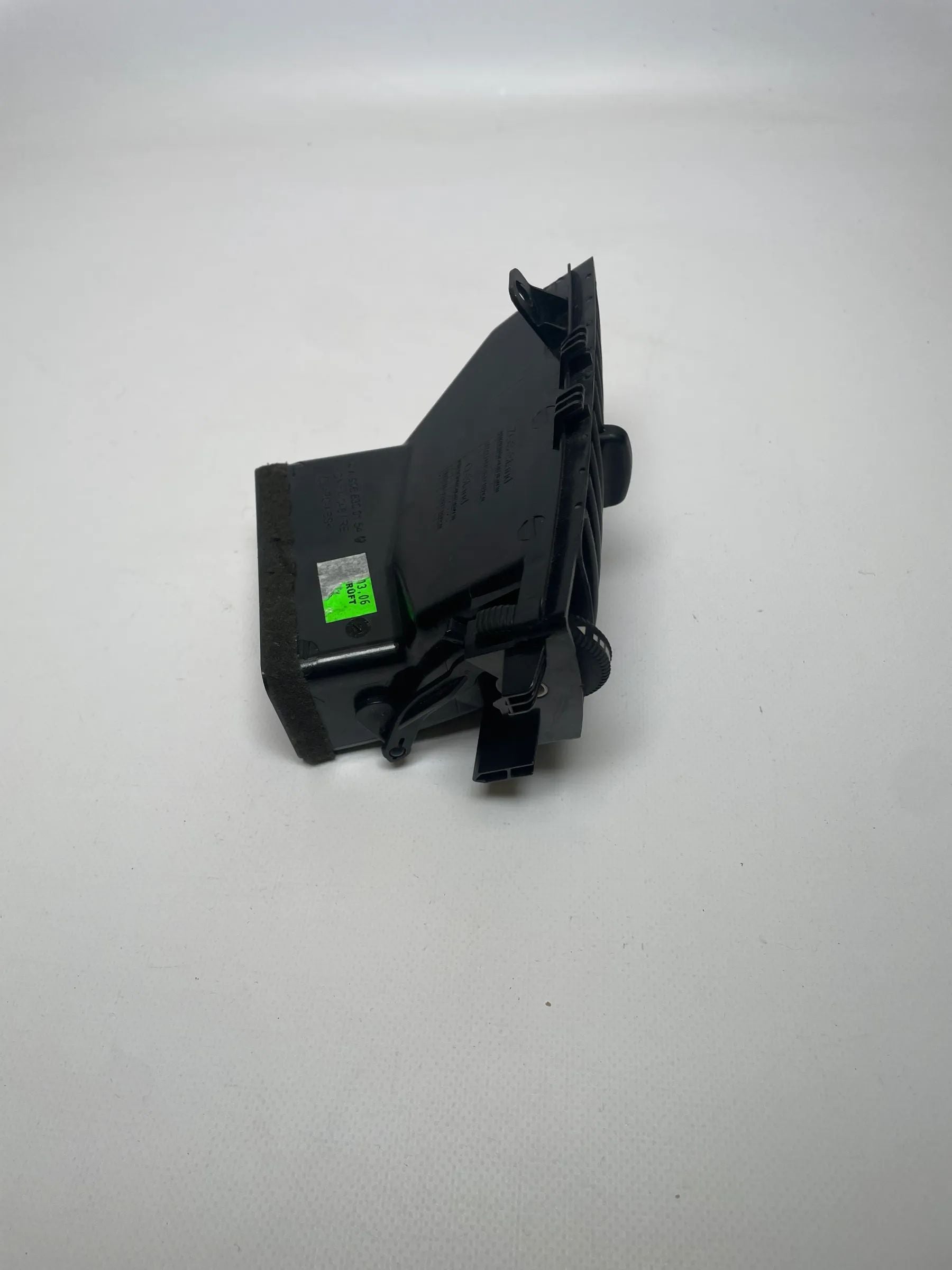 Original Mercedes VW Crafter Sprinter (B906/2E) Luftdüse Rechts A9068300154