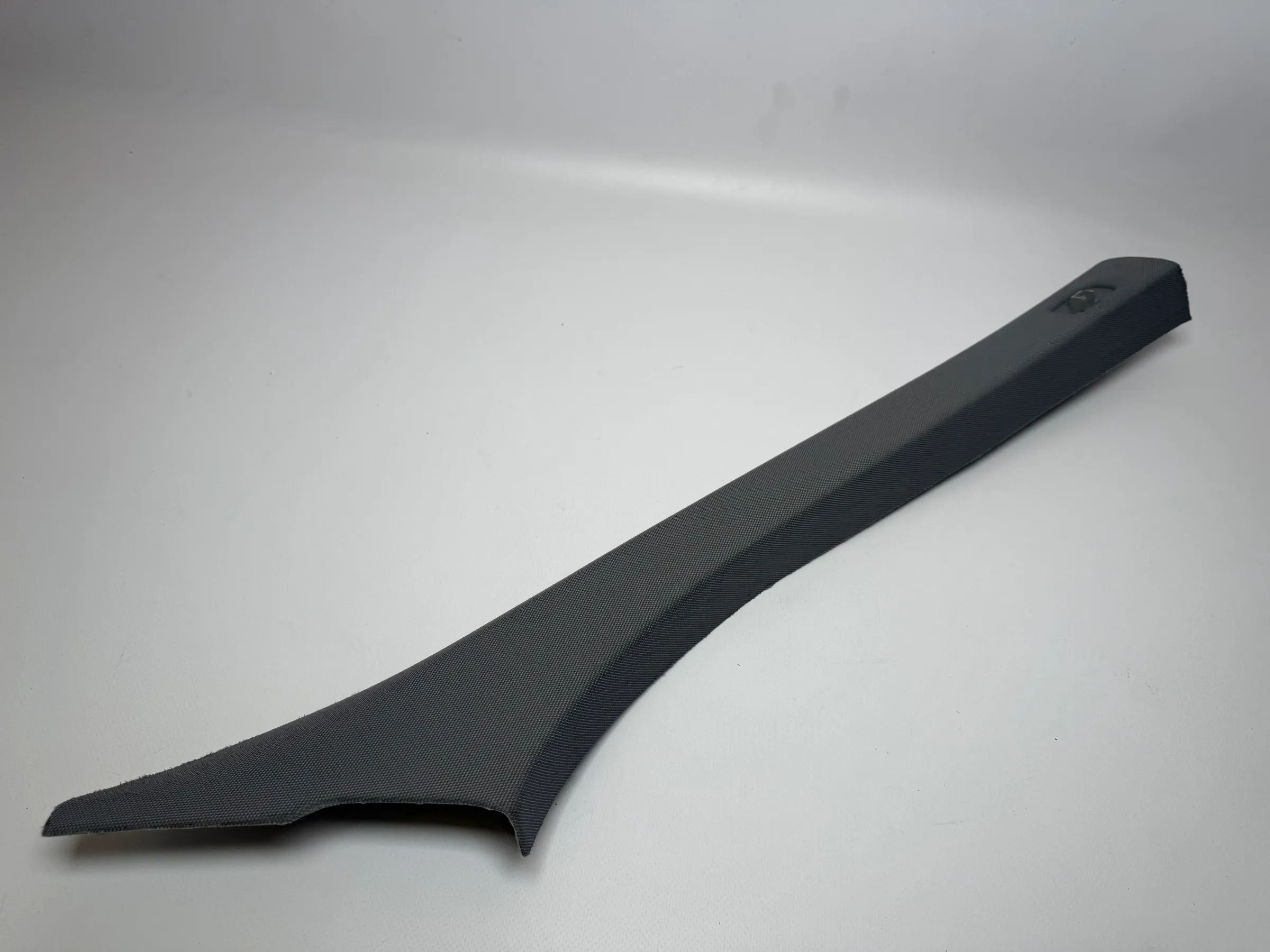 Oryginalna osłona słupka A prawa Opel Astra H (L48/A04) 13113886 RH