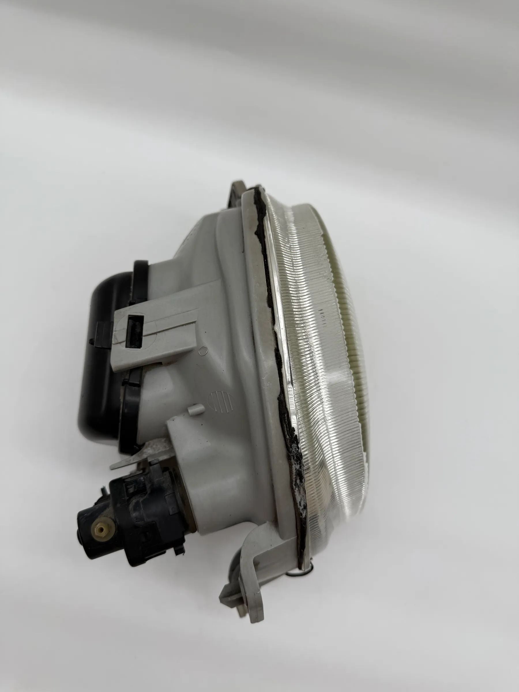 Original Renault Twingo 1 C06 Headlight Right 7700.419306 / 39100.999-E 