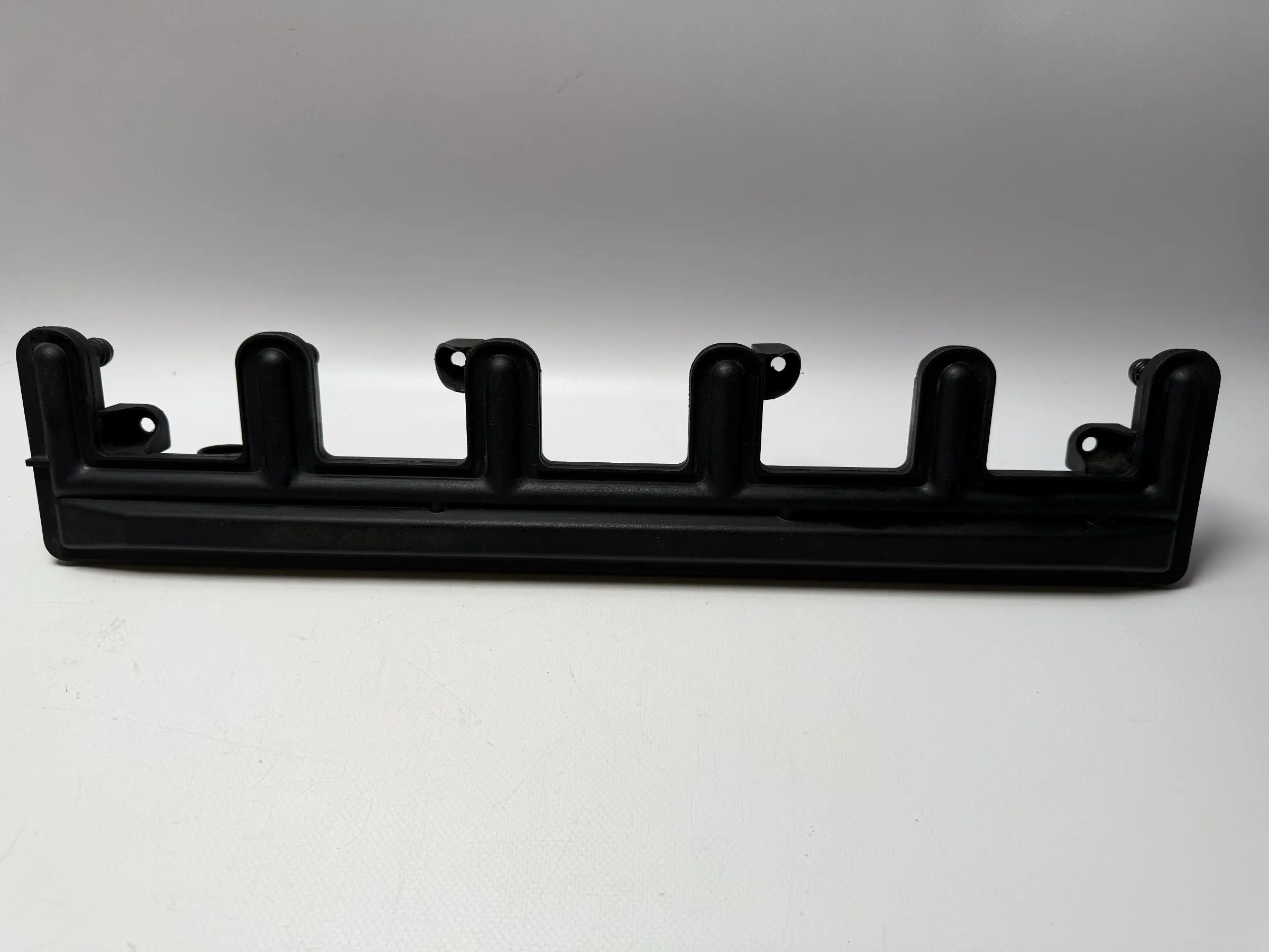 Original BMW E46 E53 E60 E65 E83 M54 air distributor pipe 1433638 