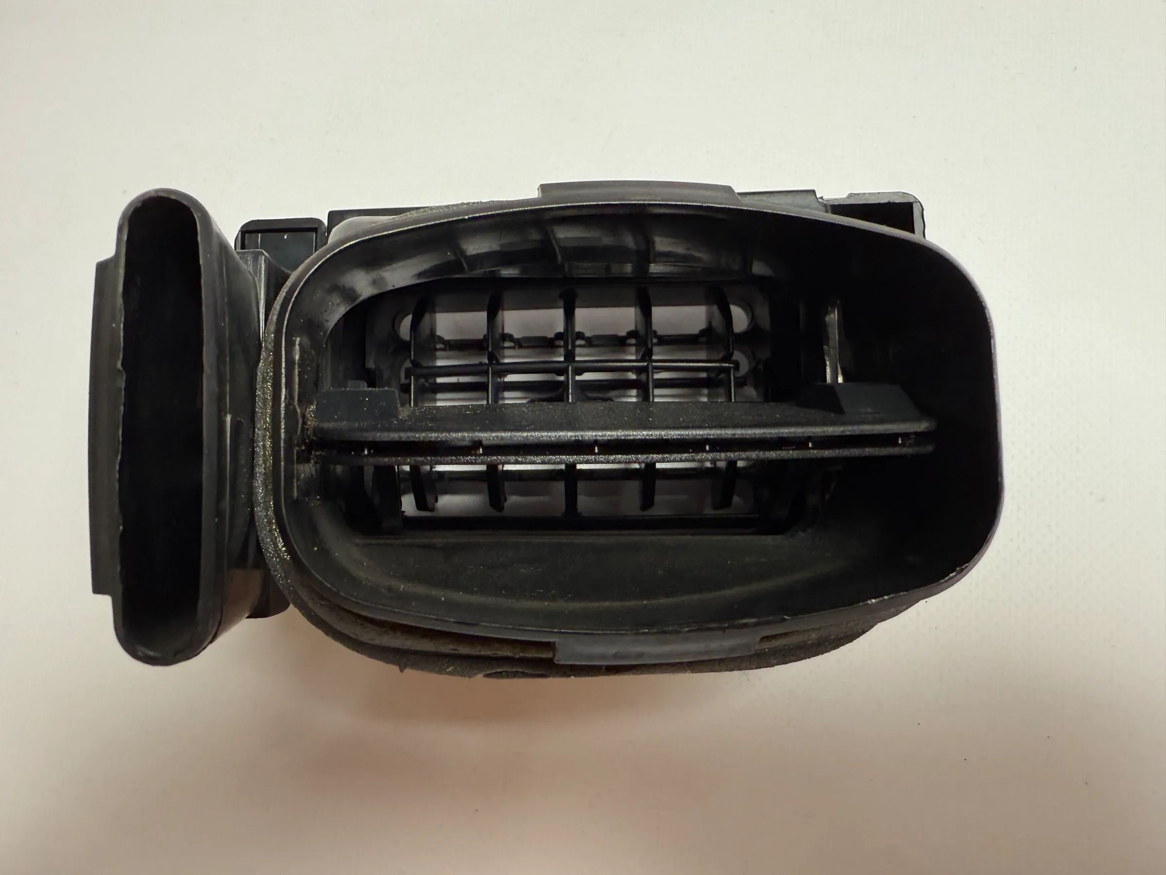 Original Renault 19 Cabrio Resguardo de Ar Direito 222575 / 7700812994