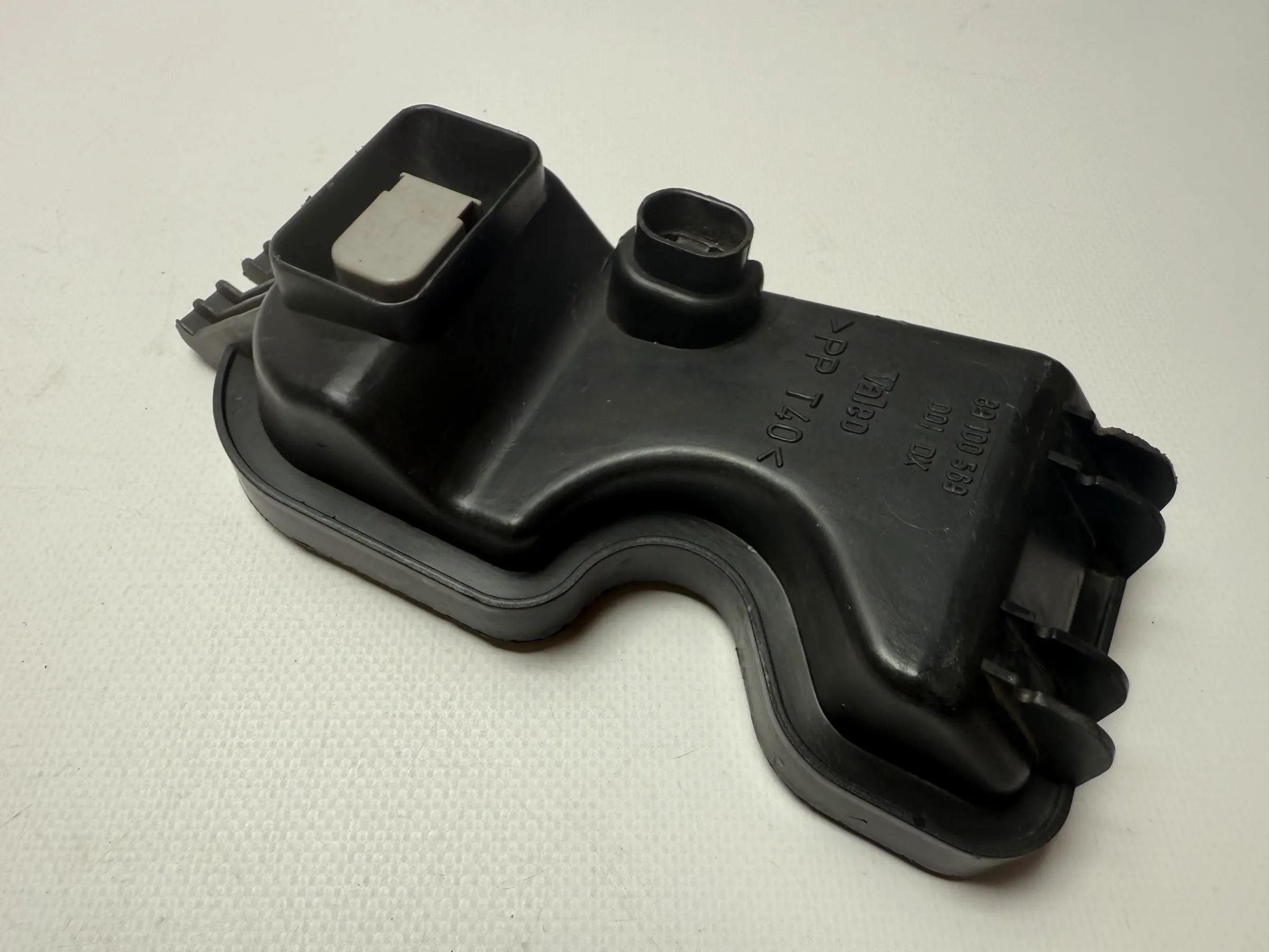 อะไหล่แท้ FIAT Punto ฝาครอบไฟหน้าขวา 89100569 001 DX