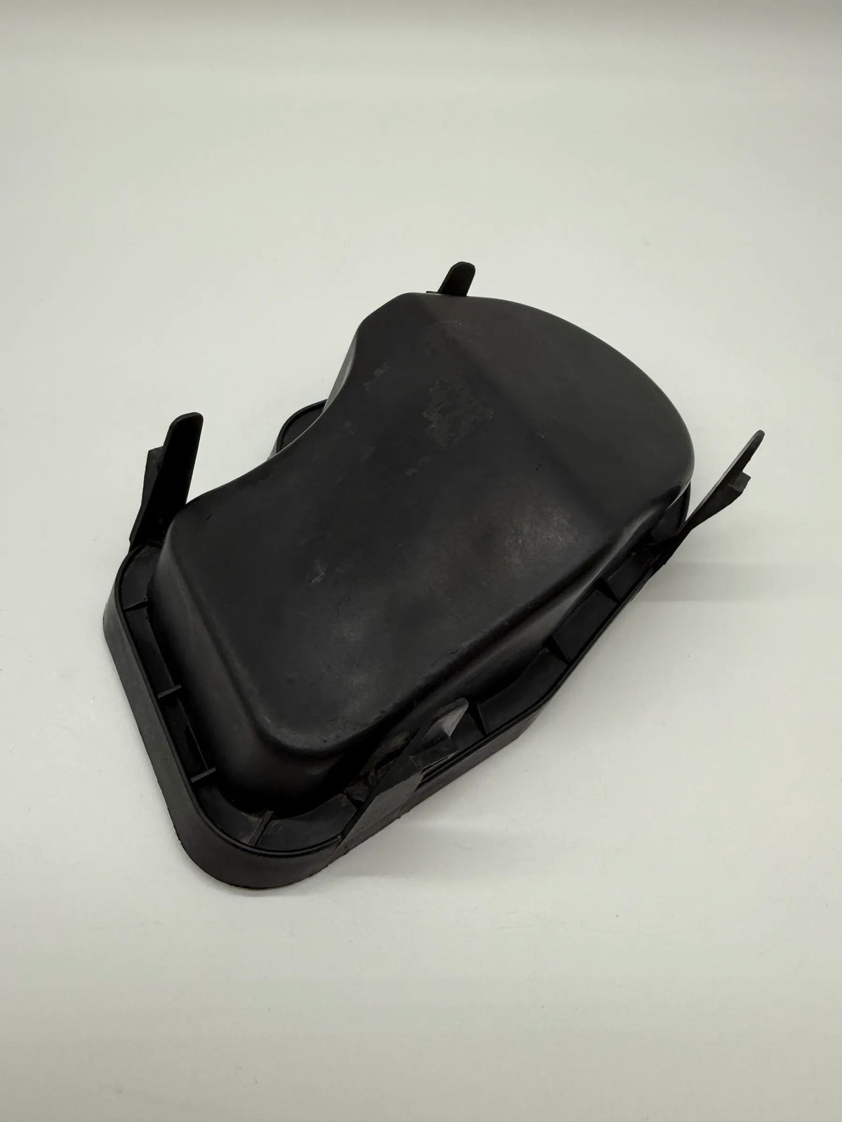Ford Focus 2002 Right Headlight Cover 304311157R OLT6657 