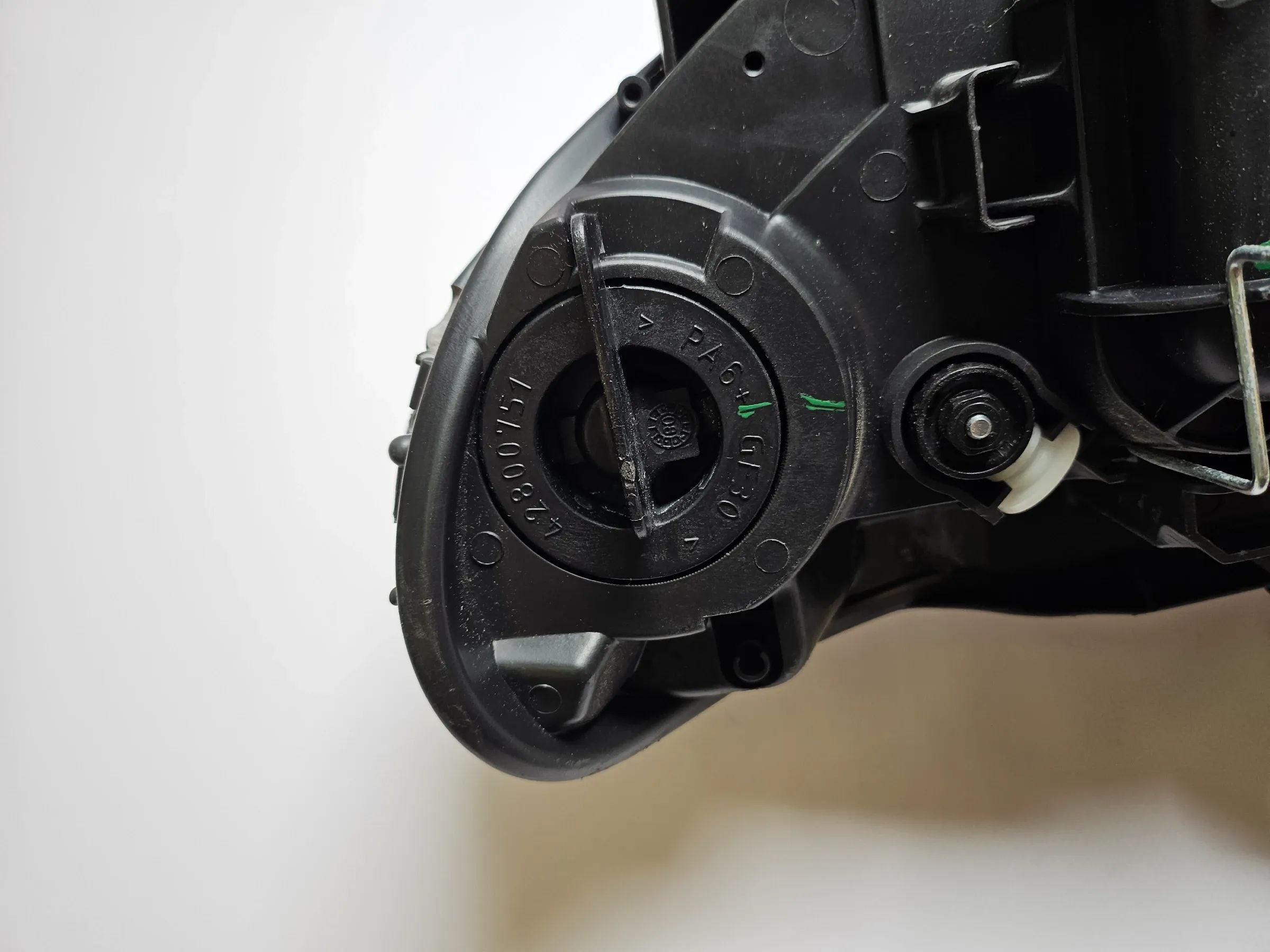 original faros delanteros derecho para Fiat Strada 2005-2014 | Fiat Albea 2006-2012