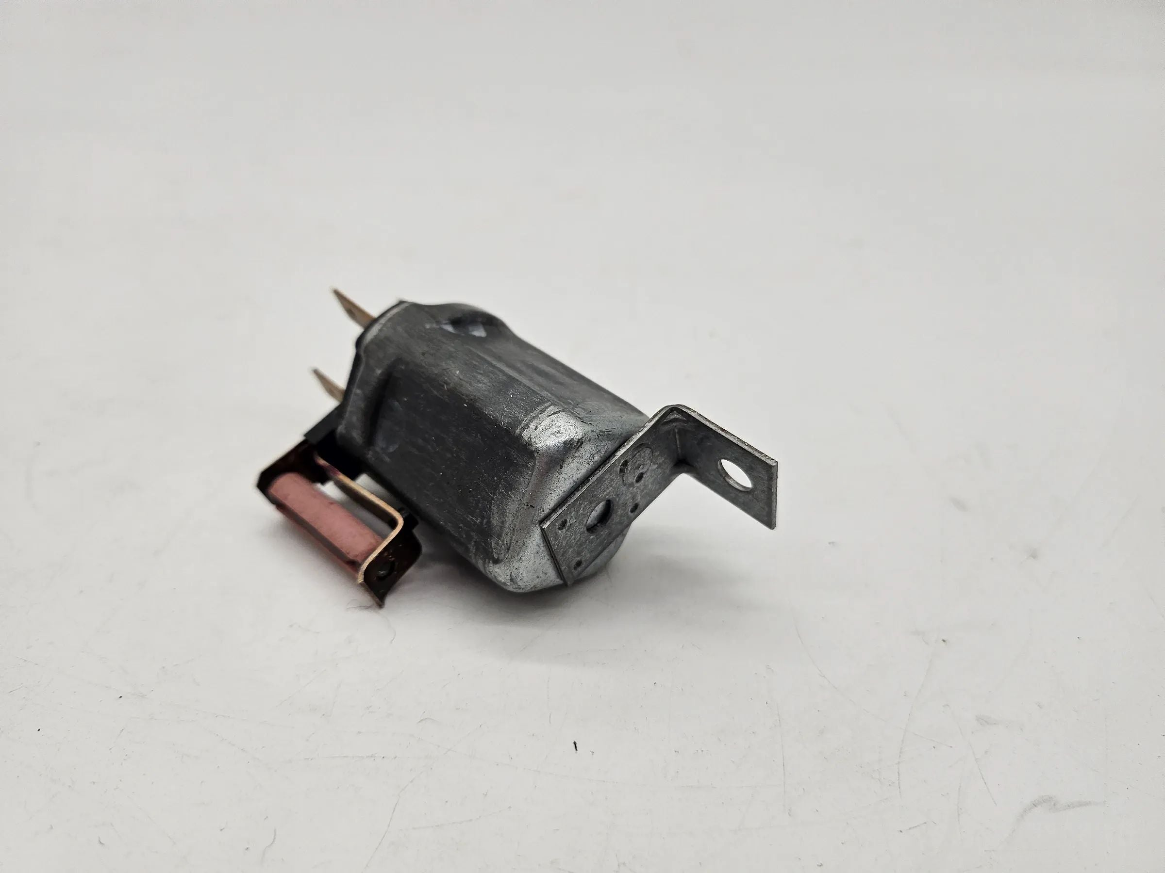 originales Bosch Relais 12 Volt Oldtimer 0332009001