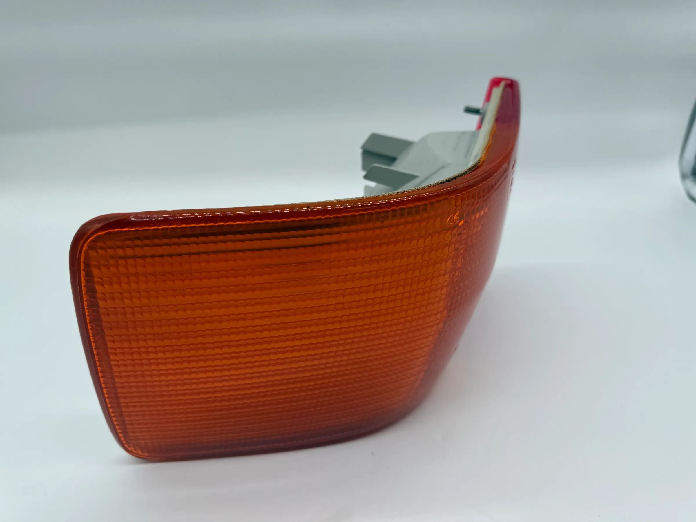 AUDI 80 90 B3 // 893945096 REAR LIGHT TAIL LIGHT RIGHT 53399R6 
