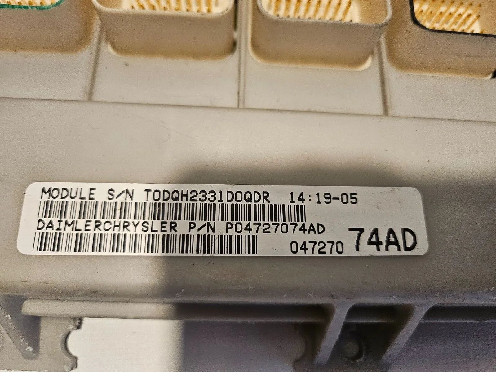 original P04727074AD Chrysler comfort control unit on-board power supply control unit OE 