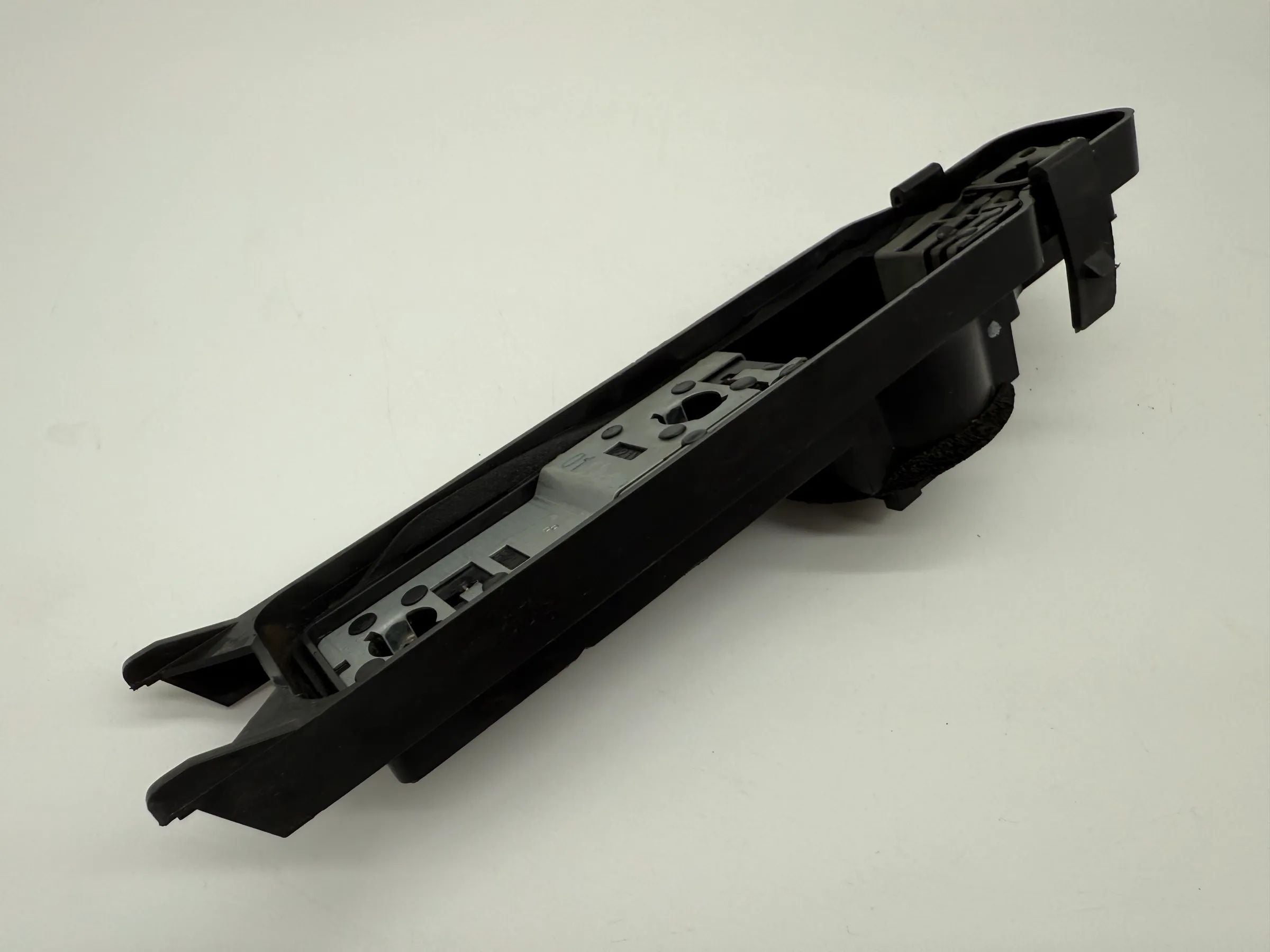 Support de lampe Ford Focus Feu arrière gauche XS4X13N004C