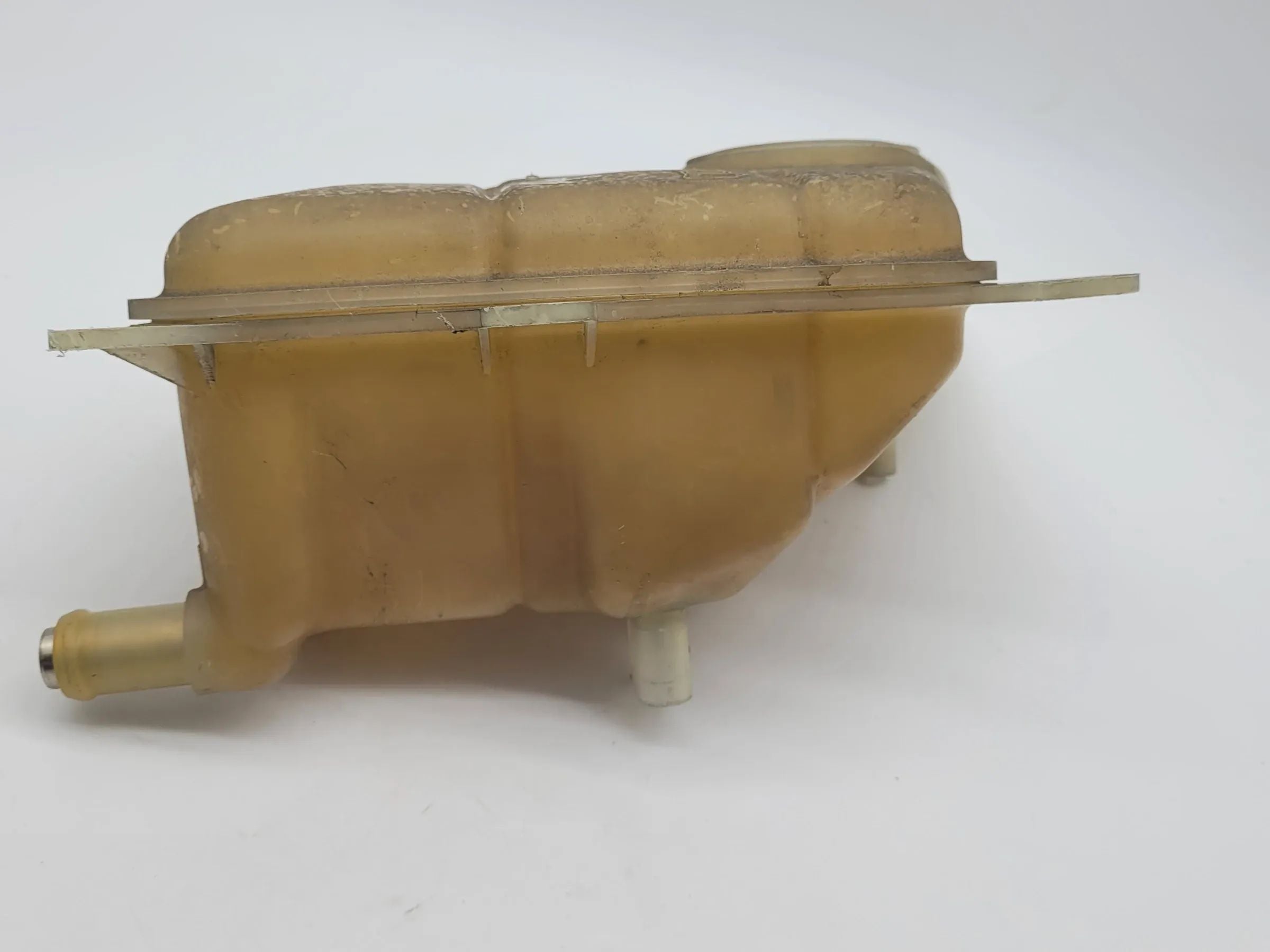 Original Audi A6 (4B2/4B4) Ausgleichsbehälter Kühlmittel 8D0121403F