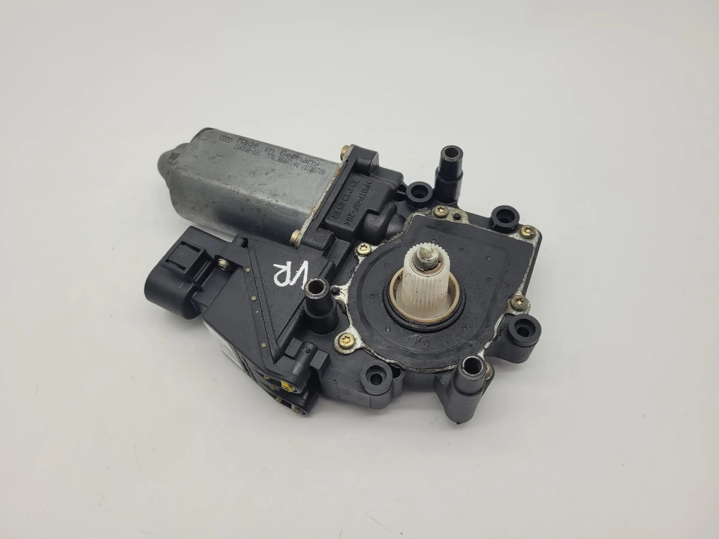 Original Audi A6 (4B2/4B4) Fensterheber Motor Rechts Vorne 4B0959802B