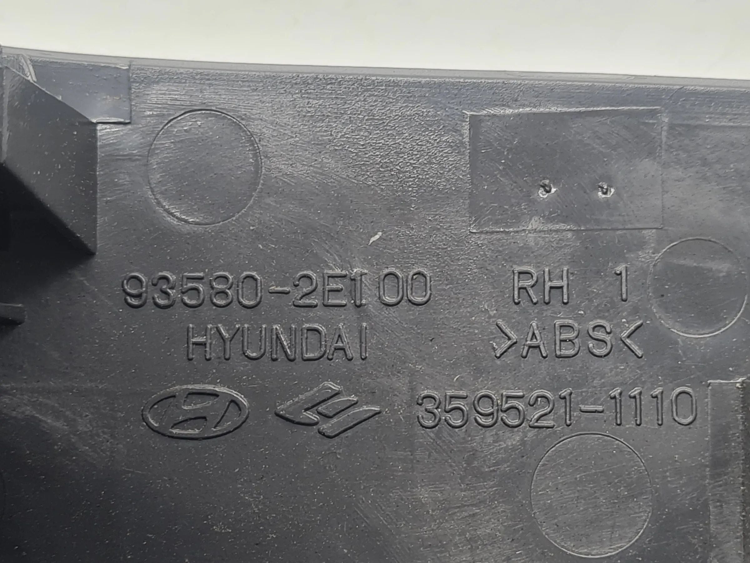 Original Hyundai Tucson (JM) Blende + Fensterheberschalter Rechts 93580-2E100