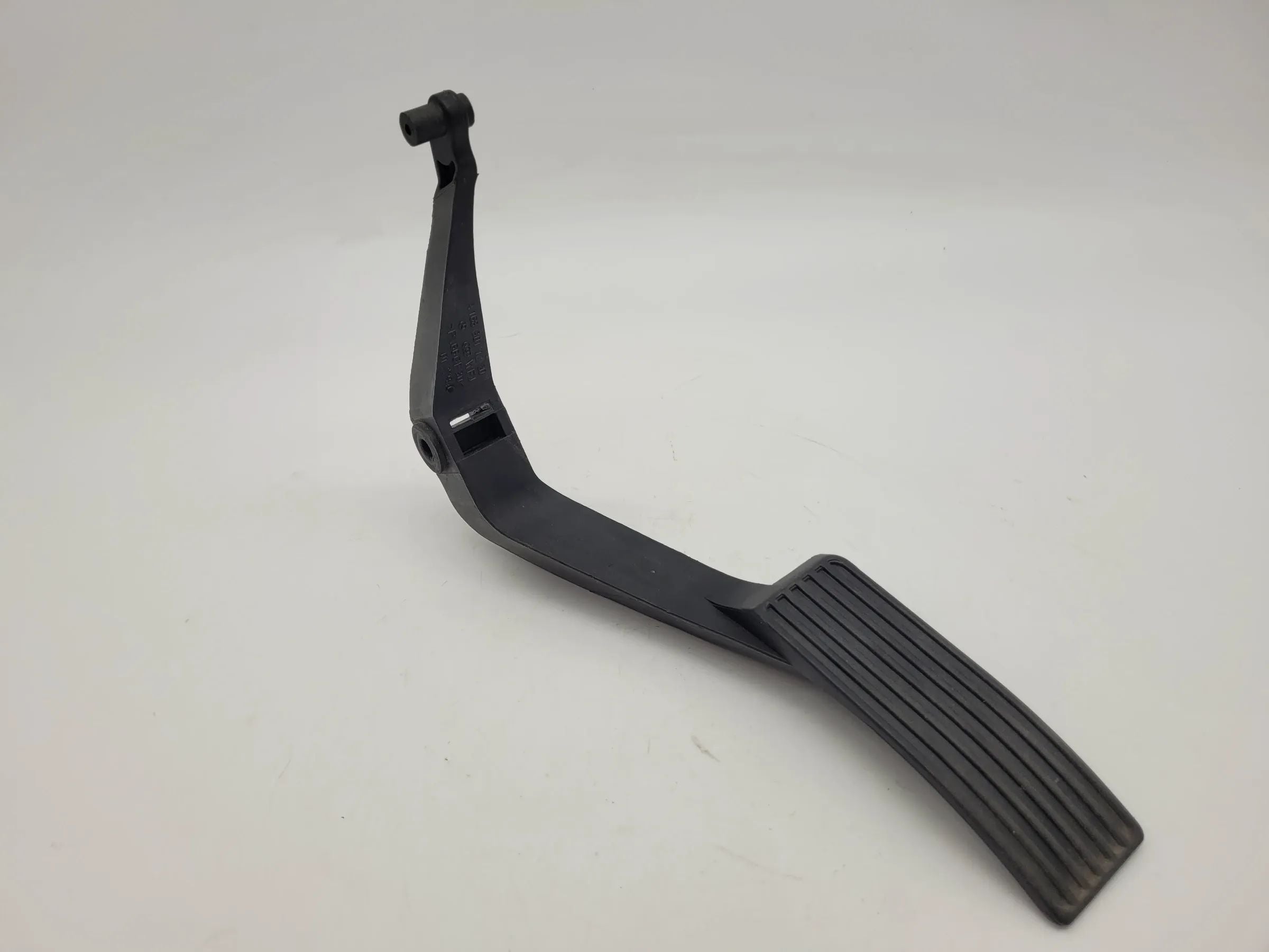 Original Mercedes A-Klasse (W168) Gaspedal Automatik A1683011220