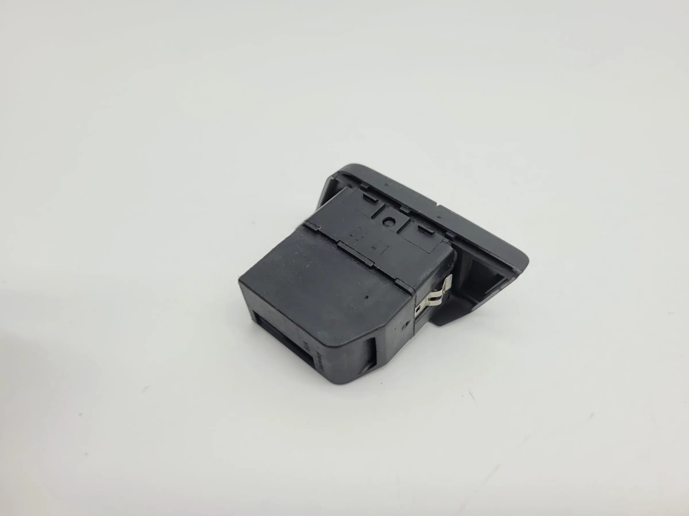 Original Audi A4 (8E/B6/B7) S-Line Schalter ZVS Zentralveriegelung 8E1962107