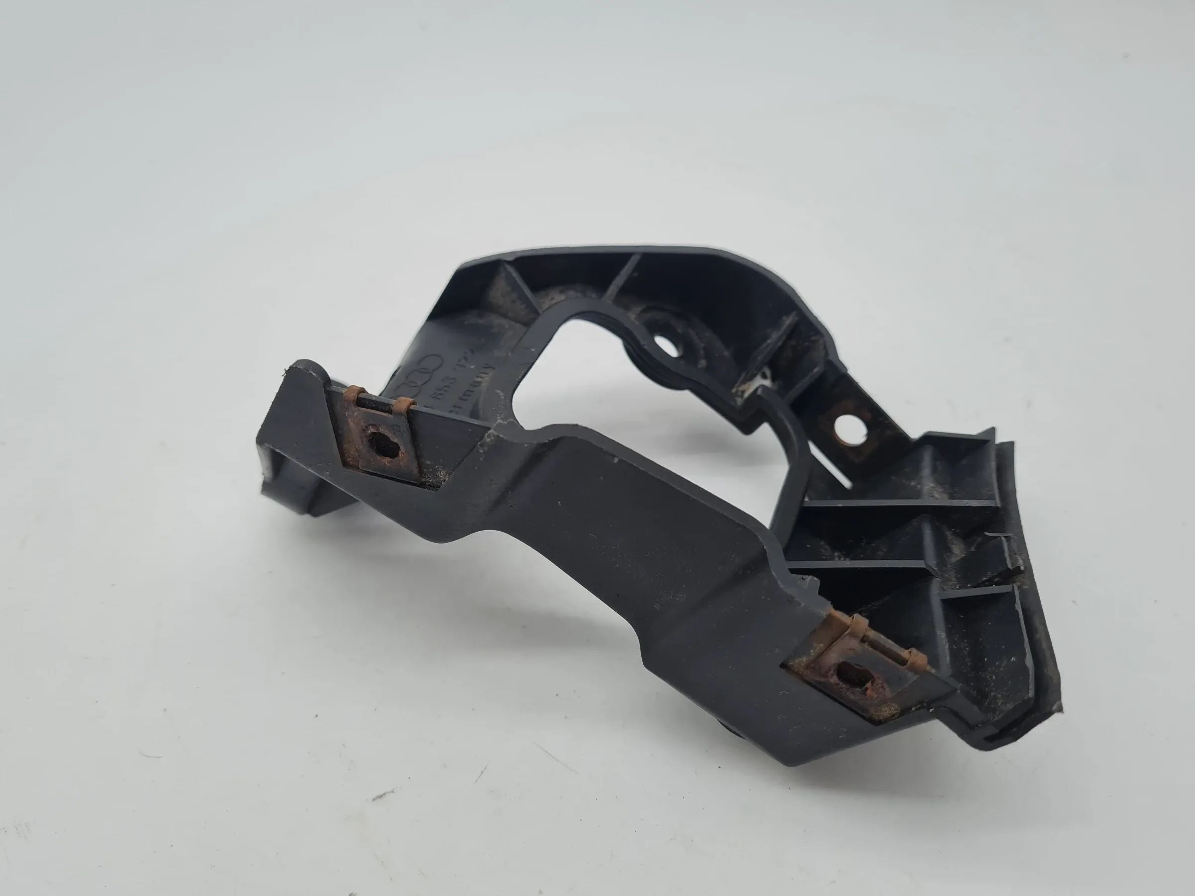 Original Audi A6 (4B2/4B4) Halter Seitenschweller Rechts Vorne 4B0853922A