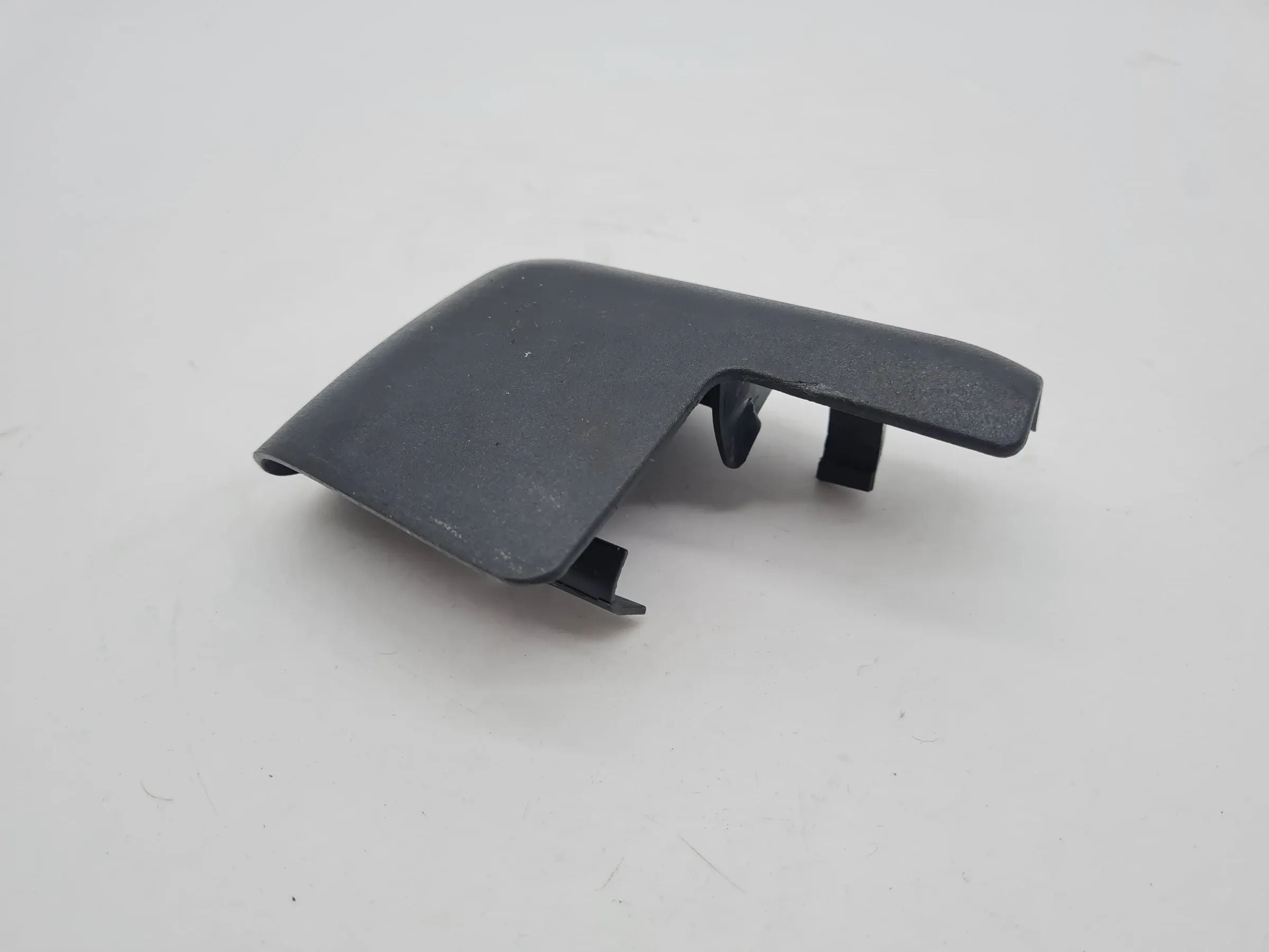 Original Audi A6 (4B2/4B4) Abdeckung Blende Sitz Vorne 4B0881348