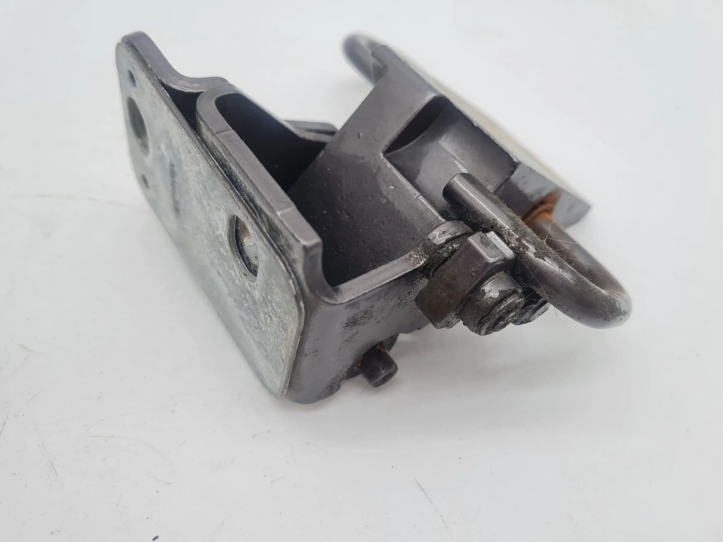 Original Audi A6 (4B2/4B4) Türscharnier Satz Set Hinten Links 4B0833411E