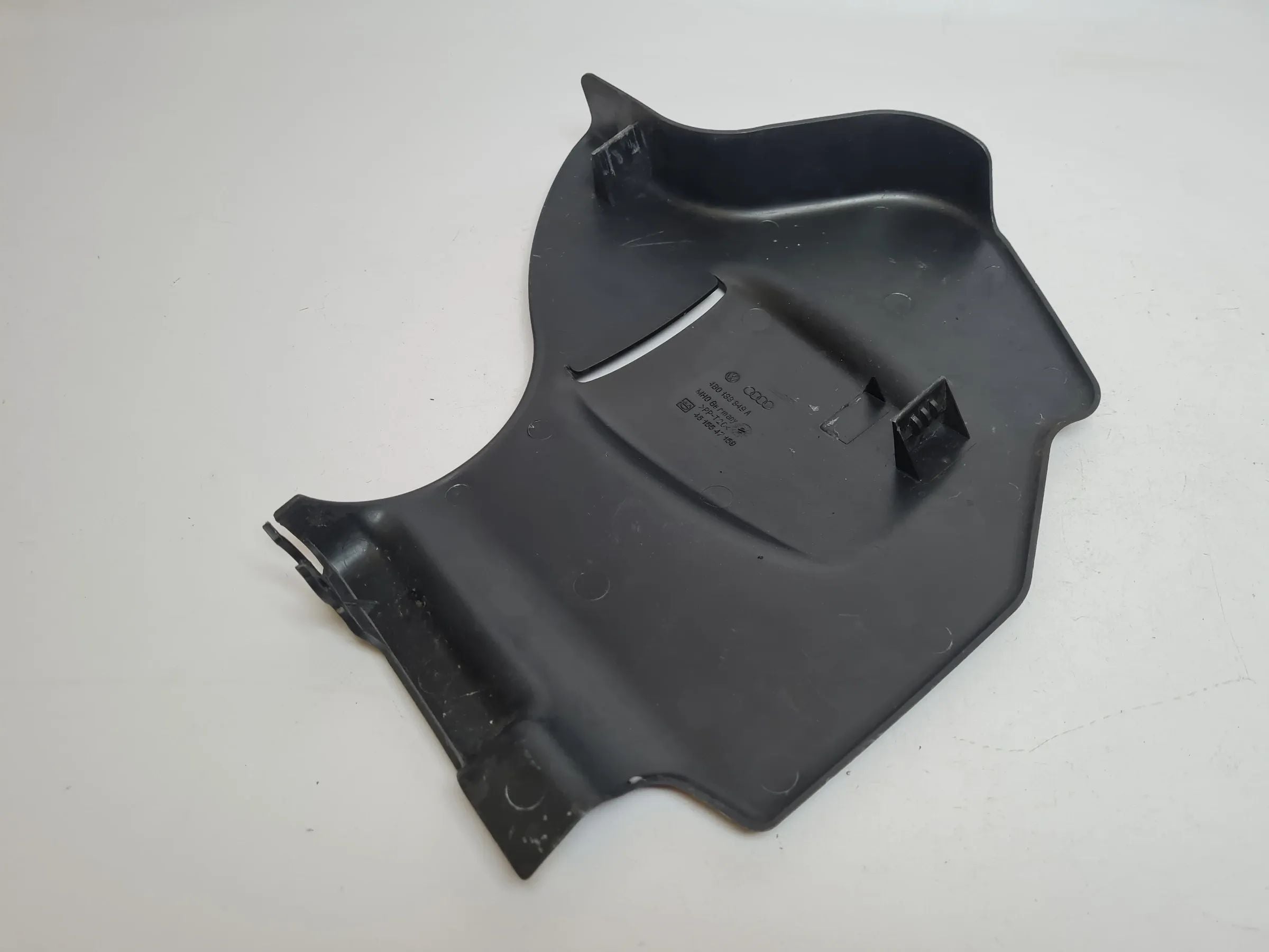 Original Audi A6 (4B2/4B4) Abdeckung Luftfilterkasten 4B0133849A