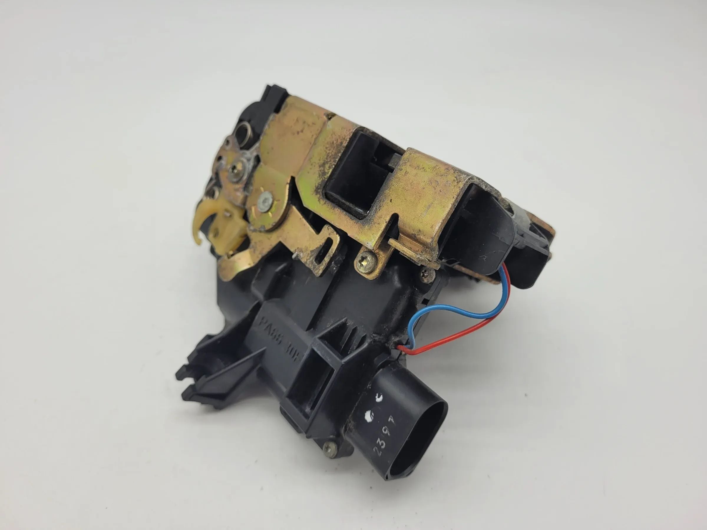 Original Audi A6 (4B2/4B4) Türschloß Stellmotor ZV Vorne Rechts 4B1837016B