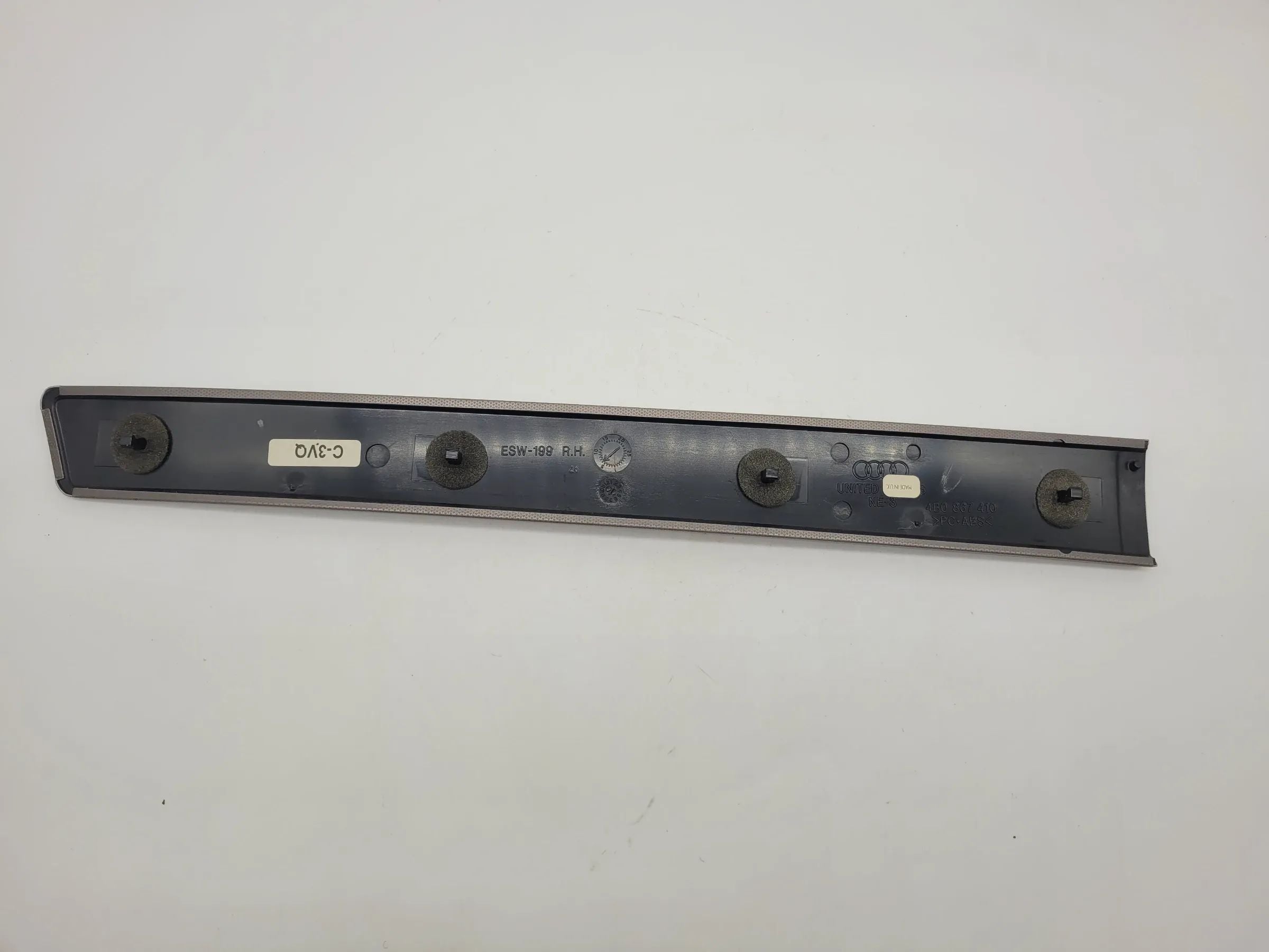 Original Audi A6 (4B2/4B4) Zierleiste Dekorleiste Tür Vorne Rechts 4B0867410