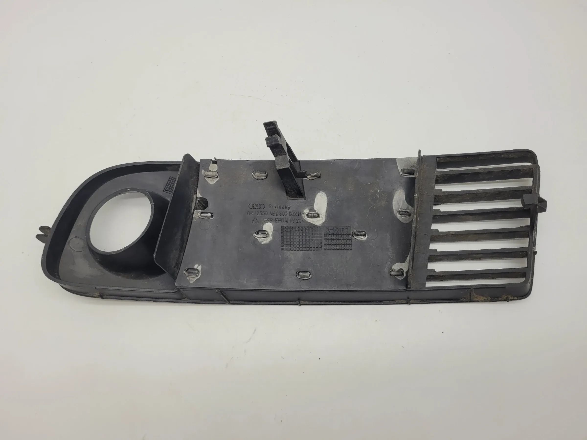 Original Audi A6 (4B2/4B4) Gitter Frontgitter Grill Rechts 4B0807682H/R