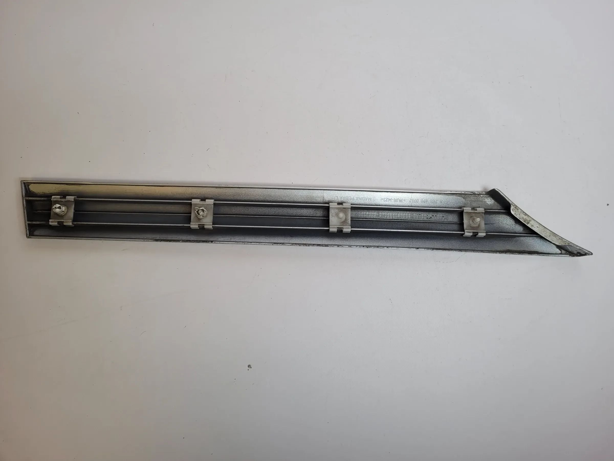 Original Mercedes-Benz C-Klasse (W203) Zierleiste Links, Hinten A2036900762